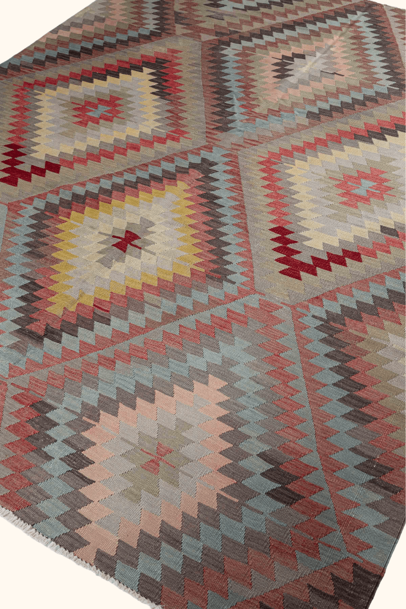 USAK Vintage Kelim Teppich 245x191cm - Wild Heart Free Soul