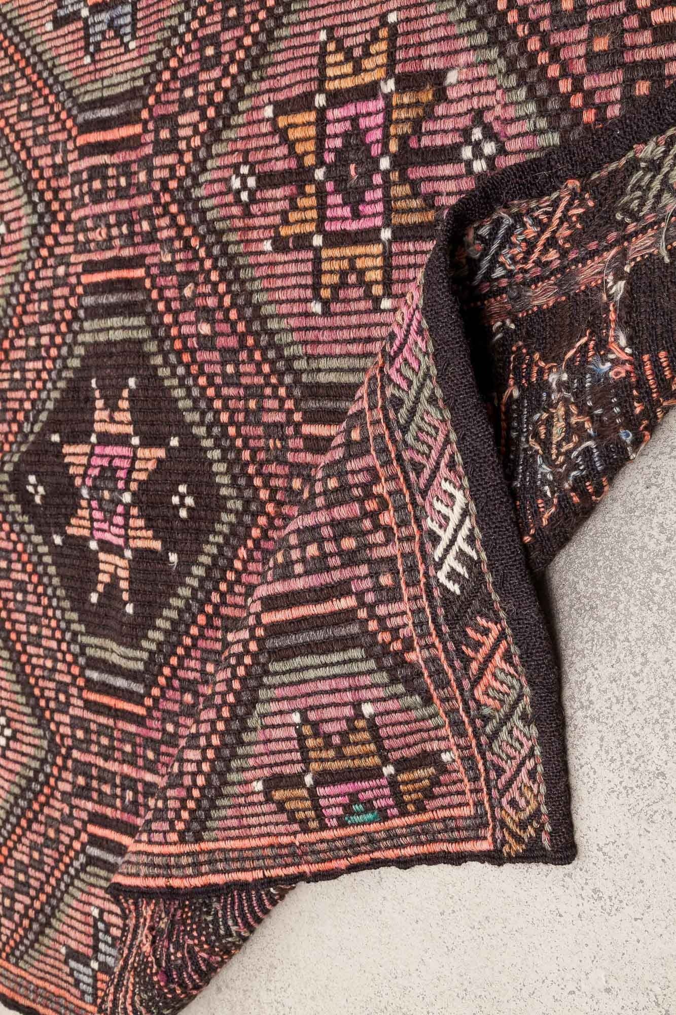 USAK Vintage Kilim 316x106 cm - Wild Heart Free Soul