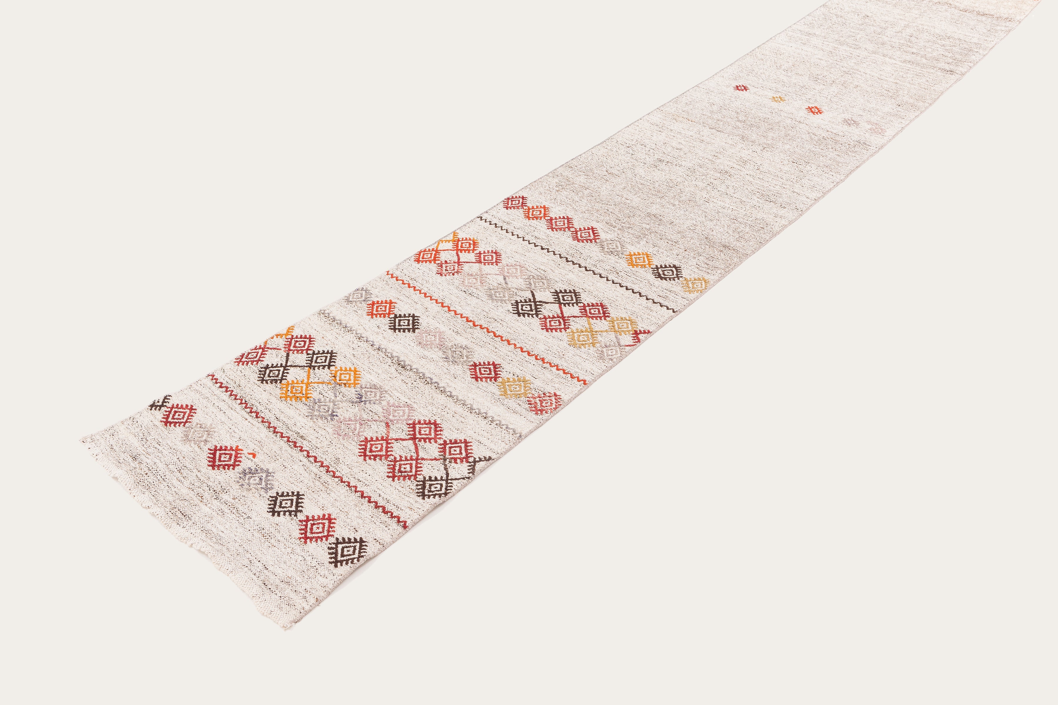 USAK Vintage Kilim 545x64cm - Wild Heart Free Soul