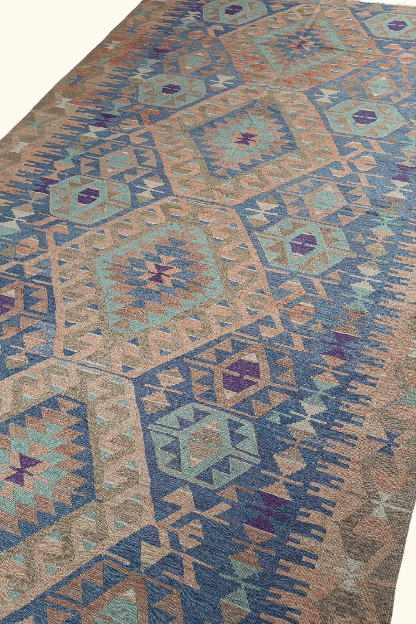 Vintage Kelim Usak 325x176cm - Wild Heart Free Soul