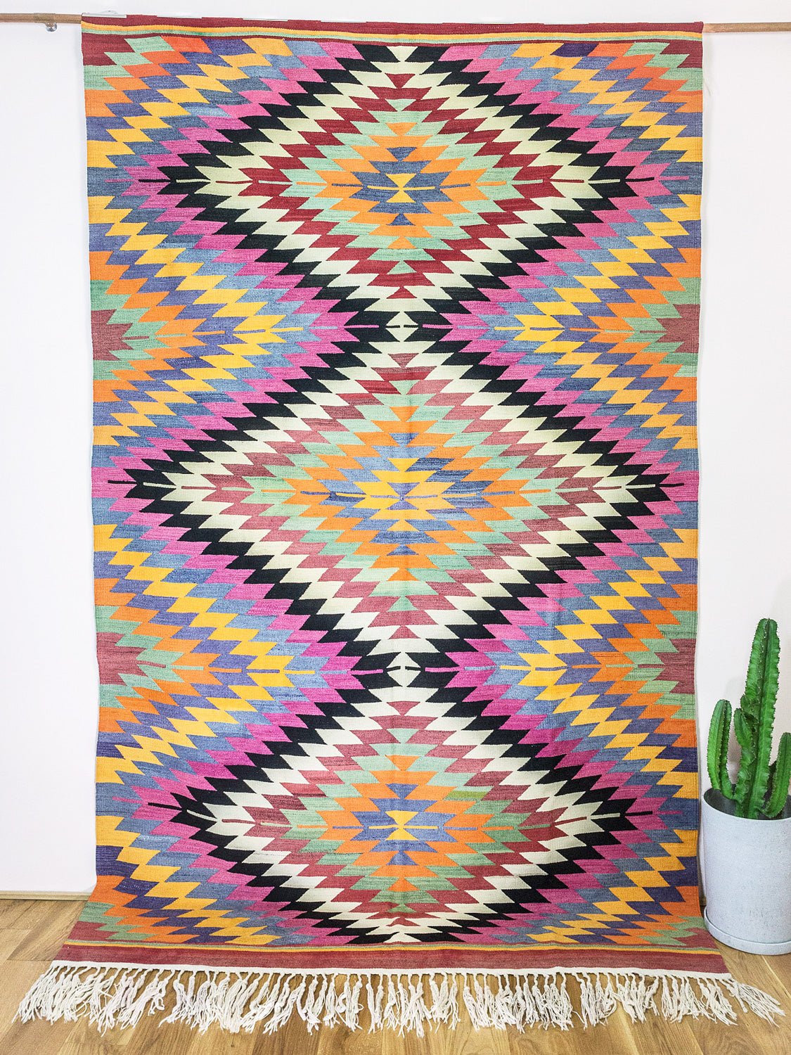 Vintage Kilim 1960's, Acıpayam 331x194 cm - Wild Heart Free Soul