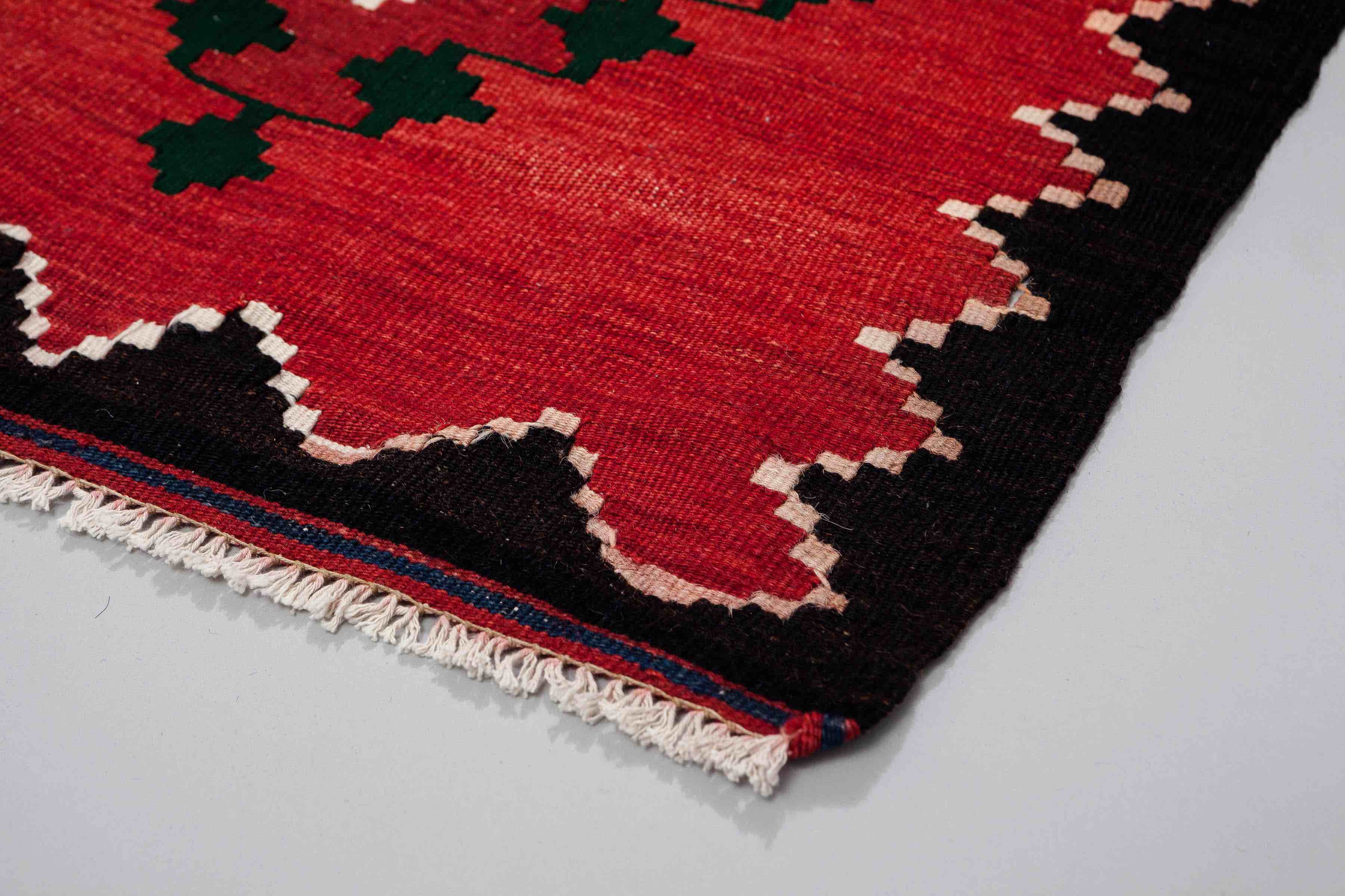 Vintage Kilim 1990s, Esme 110x65cm - Wild Heart Free Soul