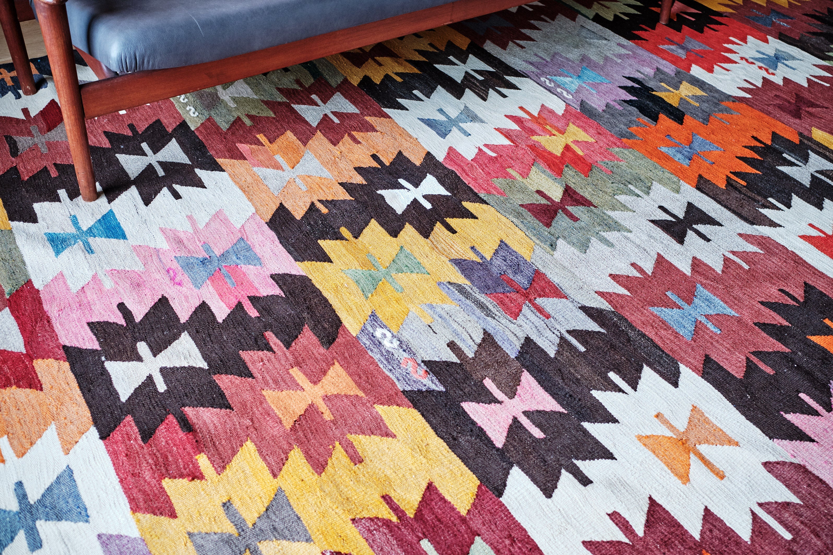 Vintage Kilim 310x222cm - Wild Heart Free Soul