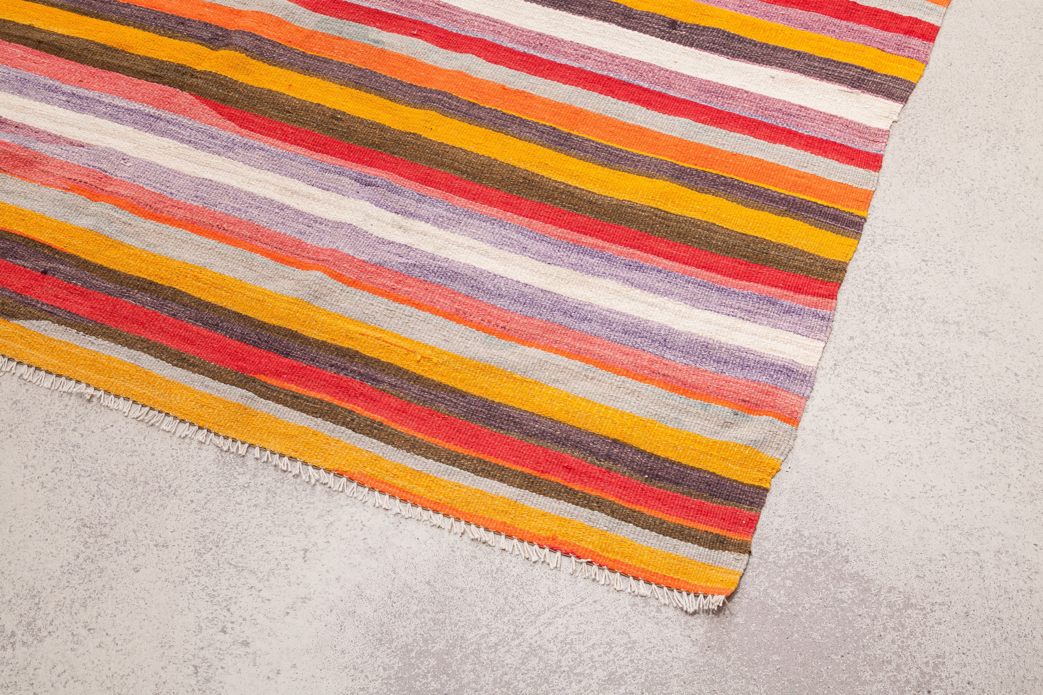 Vintage Kilim Acipayam 320 x 168 cm - Wild Heart Free Soul