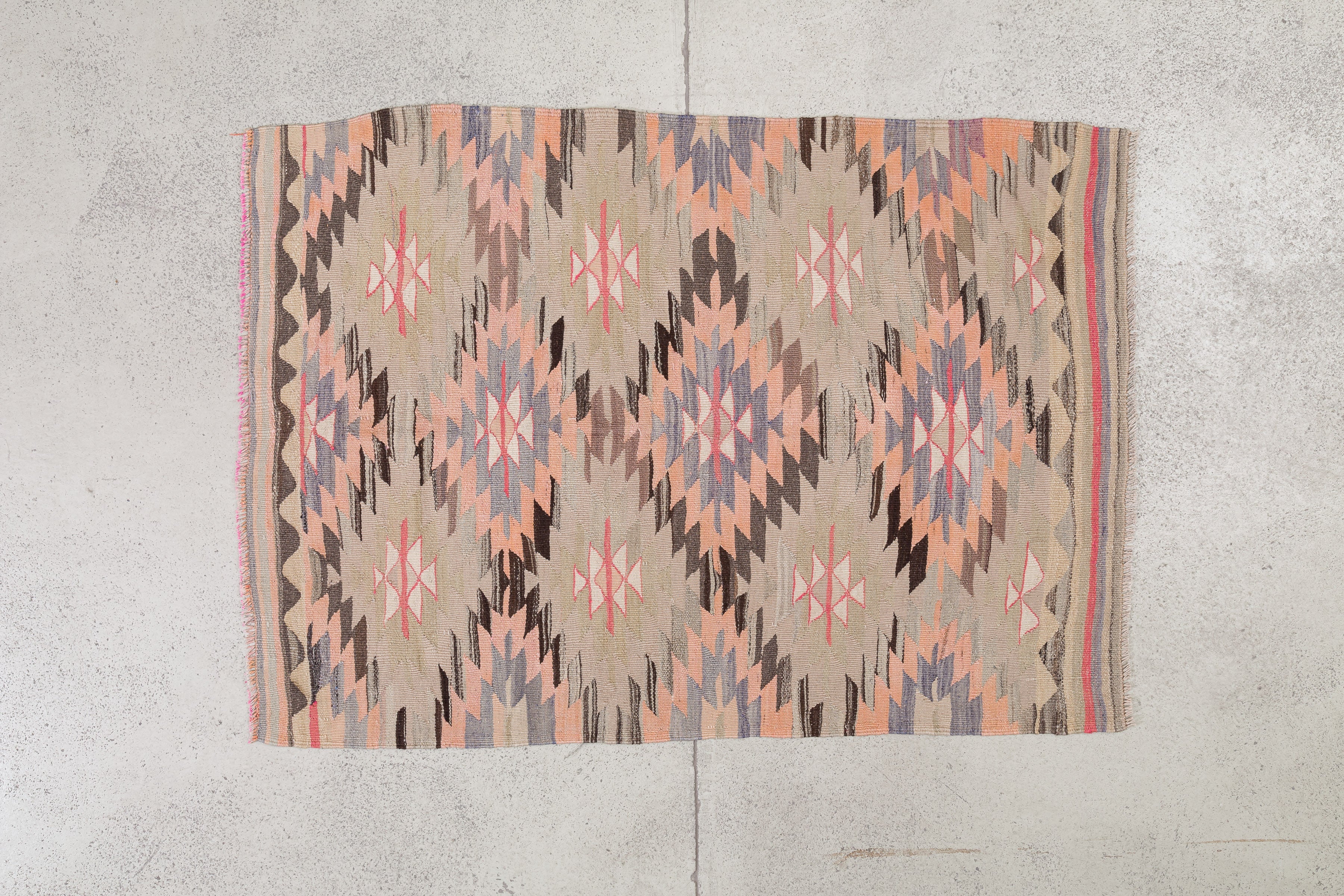 Vintage Kilim Afyon 135x97cm - Wild Heart Free Soul