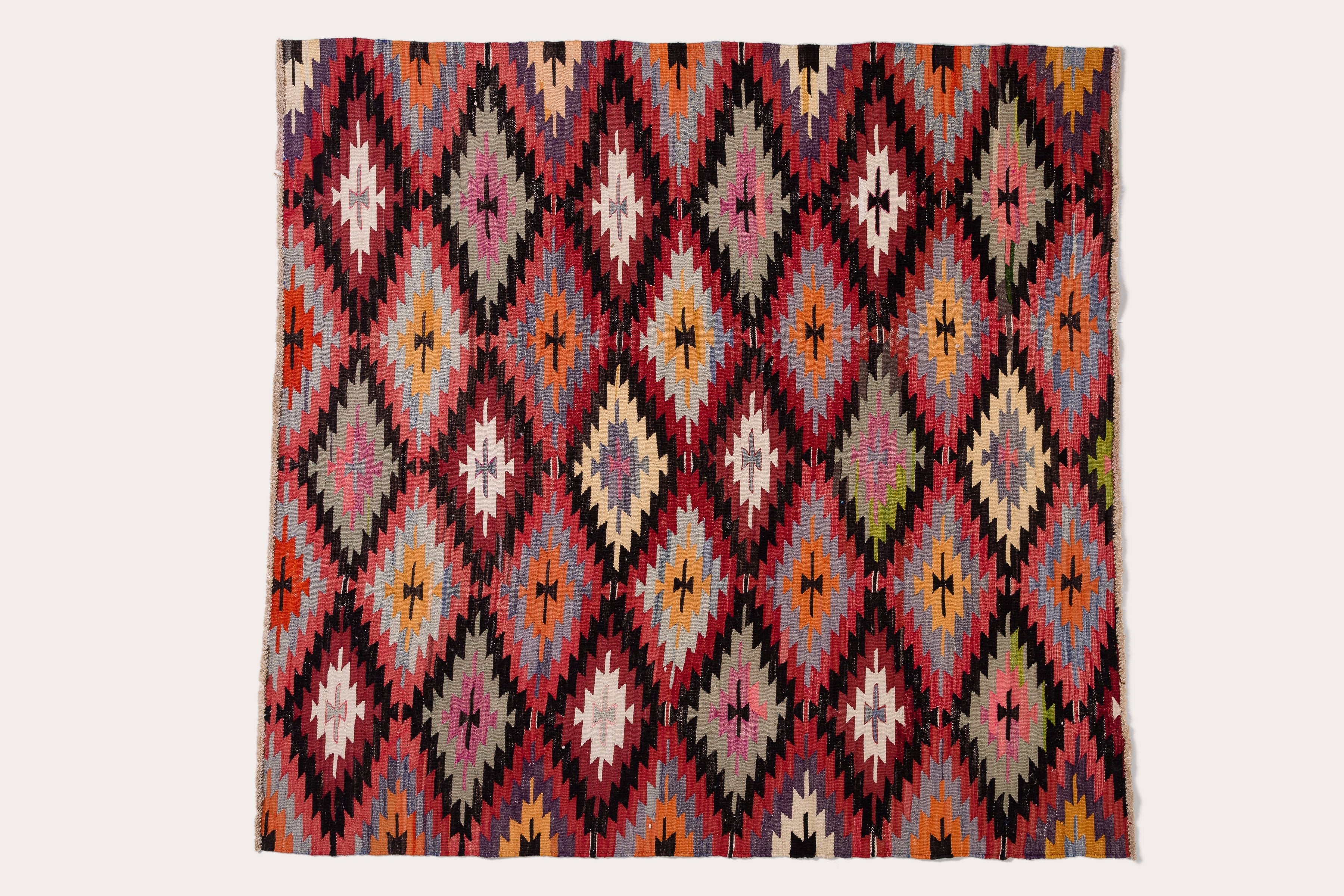 Vintage Kilim Afyon 189x183cm - Wild Heart Free Soul