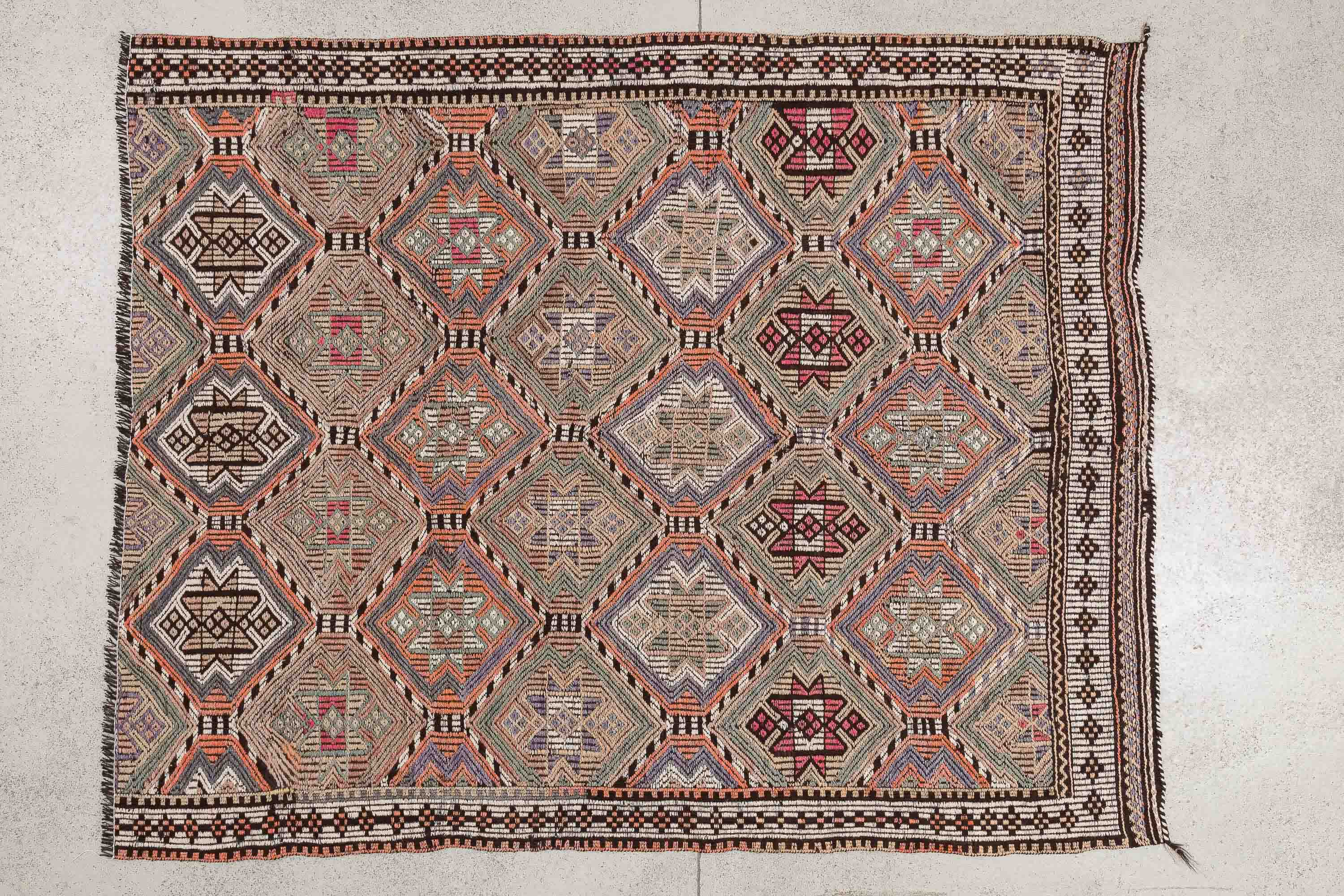 Vintage Kilim Anamur 184 x 145cm - Wild Heart Free Soul