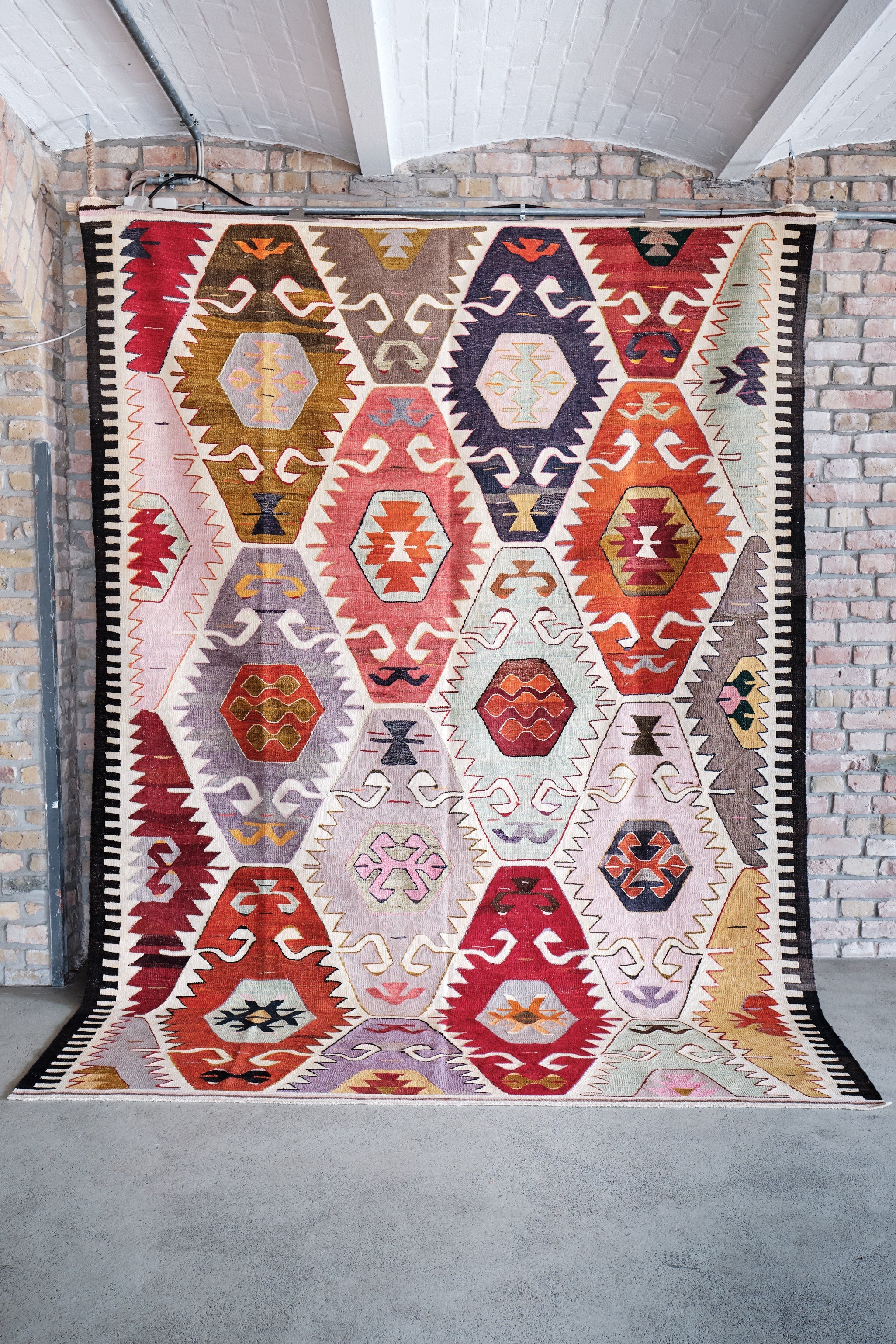 Vintage Kilim Anatolia 312x231cm - Wild Heart Free Soul