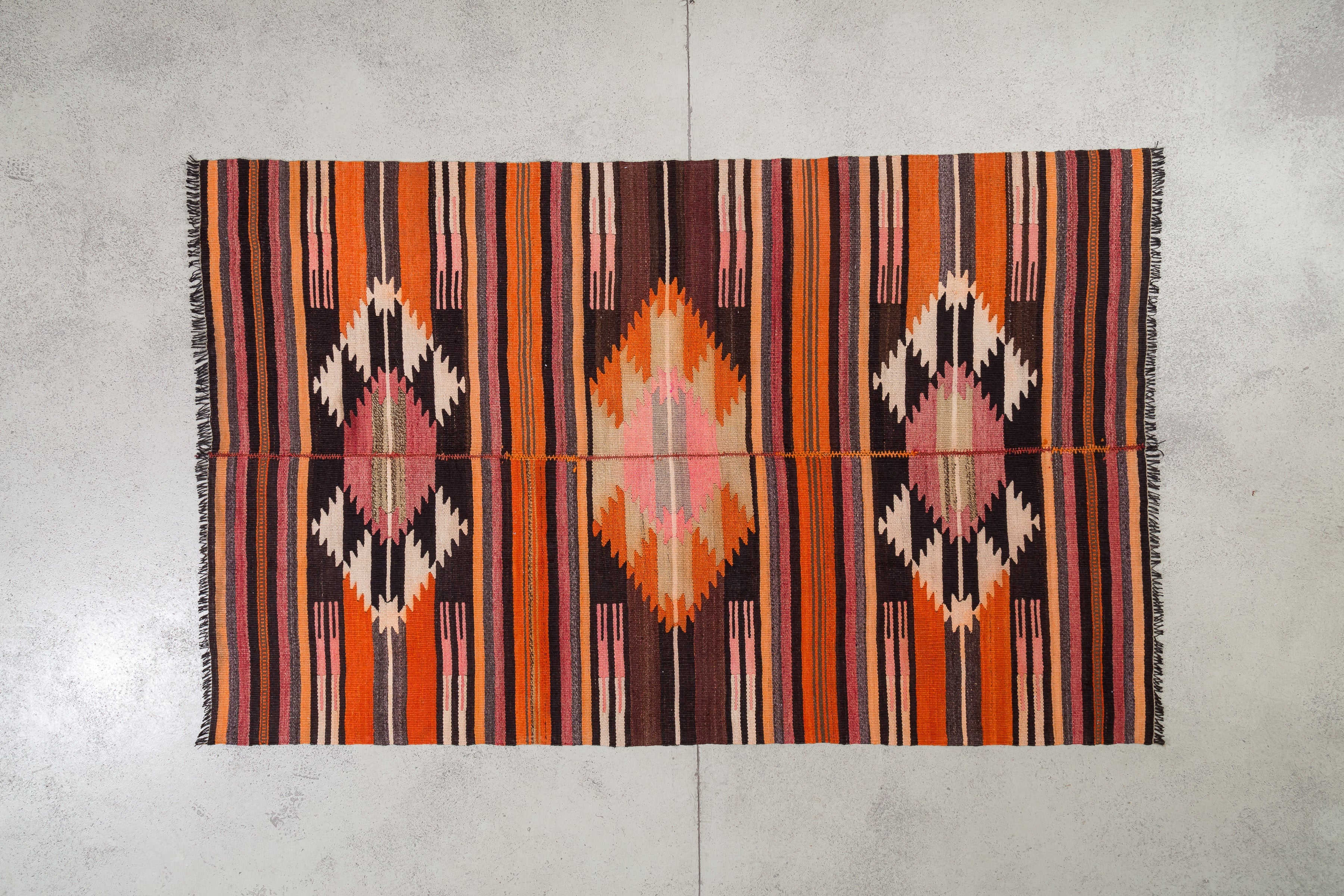 Vintage Kilim Antep 235x147cm - Wild Heart Free Soul