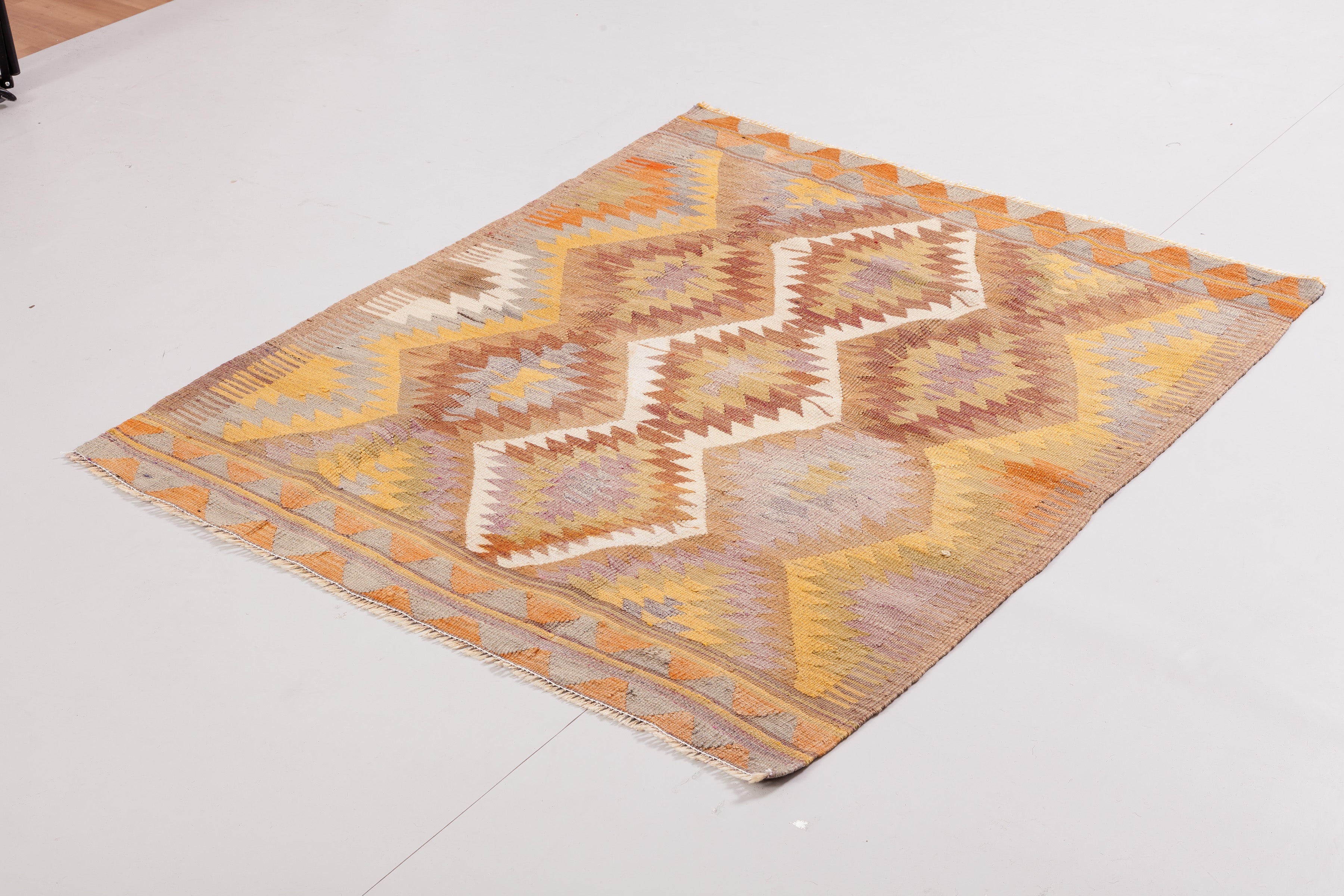 Vintage Kilim Barak 137x135cm - Wild Heart Free Soul