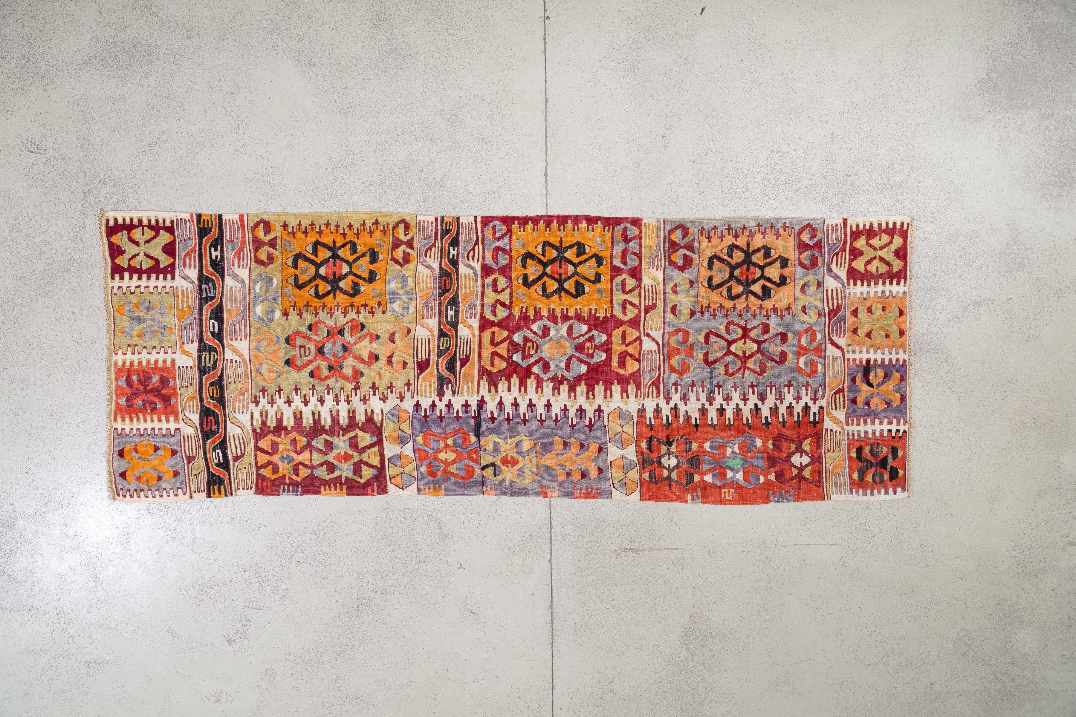 Vintage Kilim Cal 264x94cm - Wild Heart Free Soul