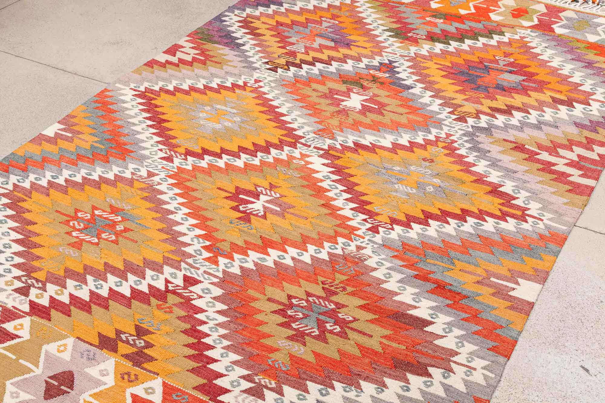Vintage Kilim Cal 265 x 162cm - Wild Heart Free Soul