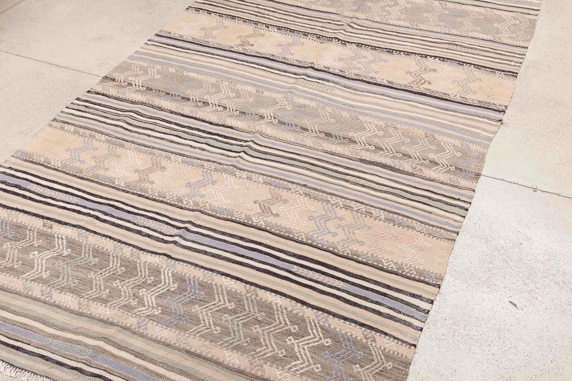 Vintage Kilim Canakkale 268 x 155cm - Wild Heart Free Soul