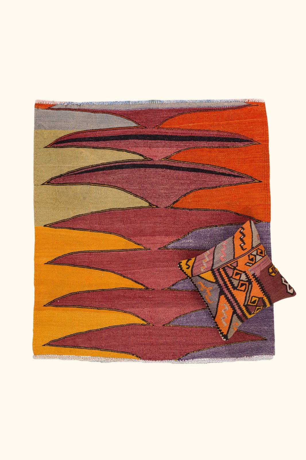 Vintage Kilim Denizli 117x109cm - Wild Heart Free Soul