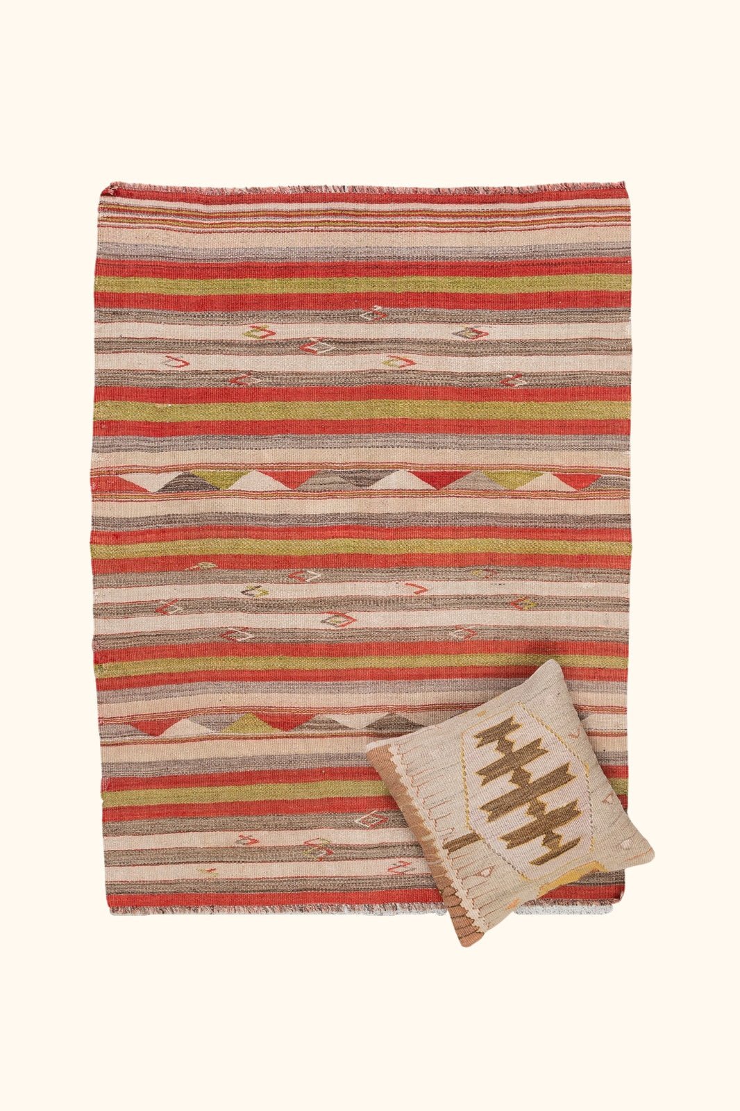 Vintage Kilim Denizli 131x103cm - Wild Heart Free Soul