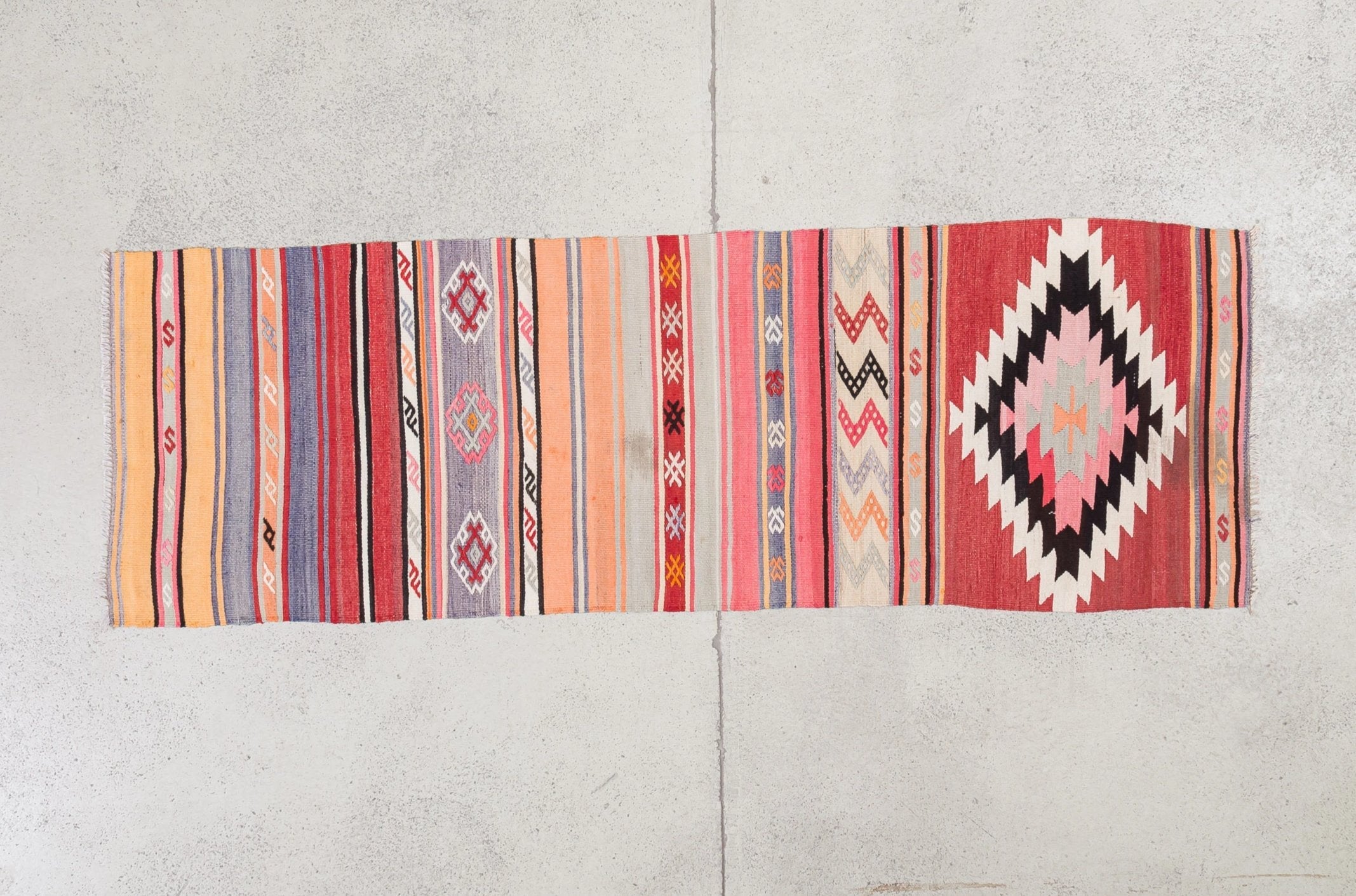 Vintage Kilim Denizli 177x58cm - Wild Heart Free Soul