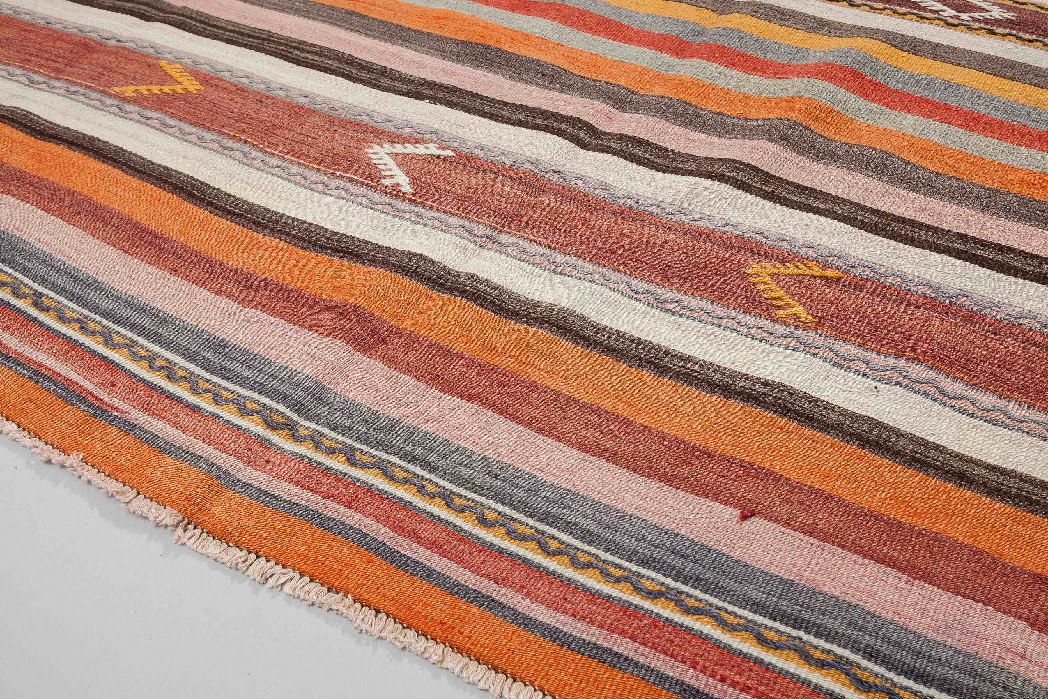 Vintage Kilim Denizli 233x167cm - Wild Heart Free Soul