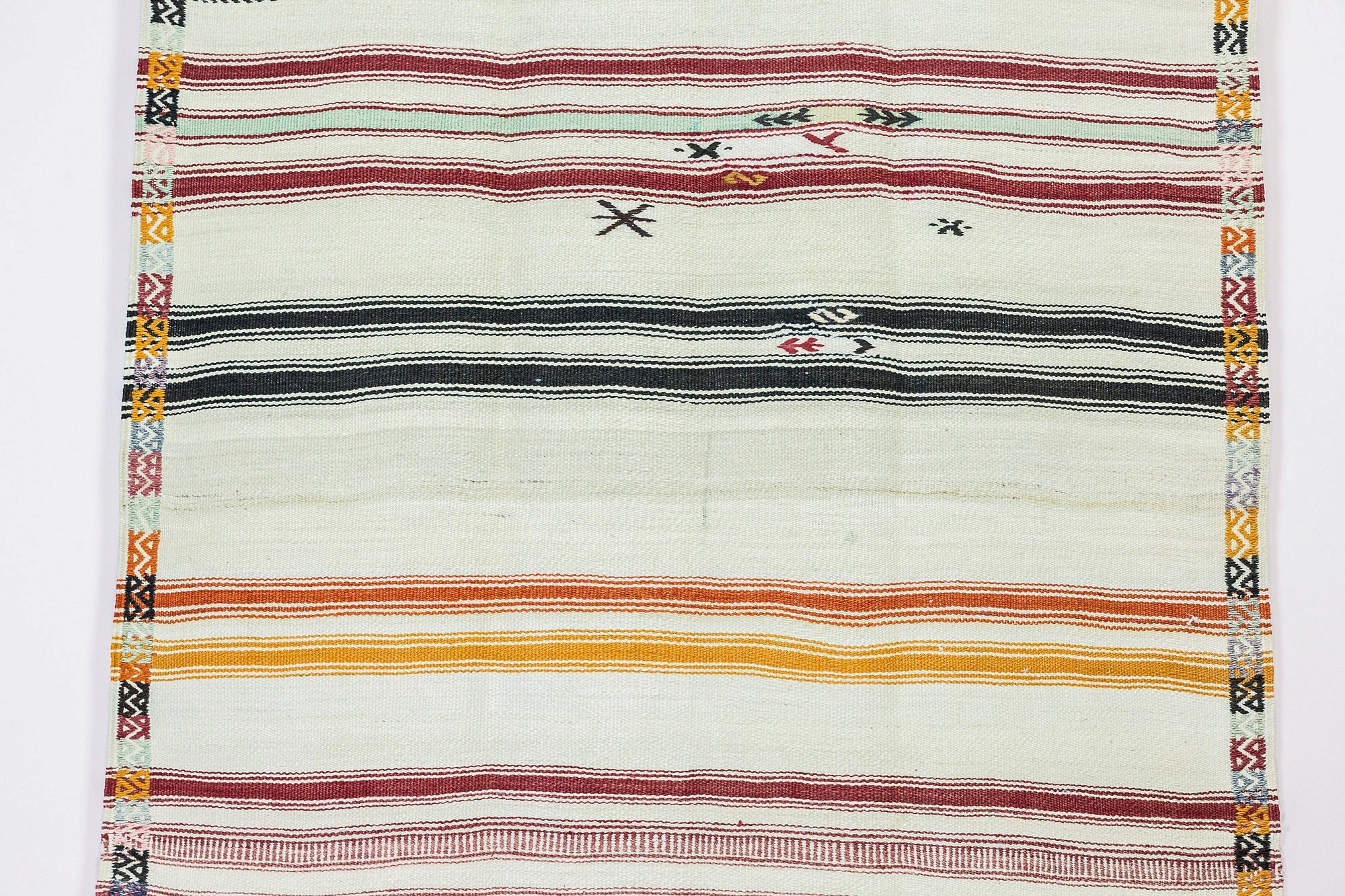 Vintage Kilim, Denizli 251 x128 cm - Wild Heart Free Soul