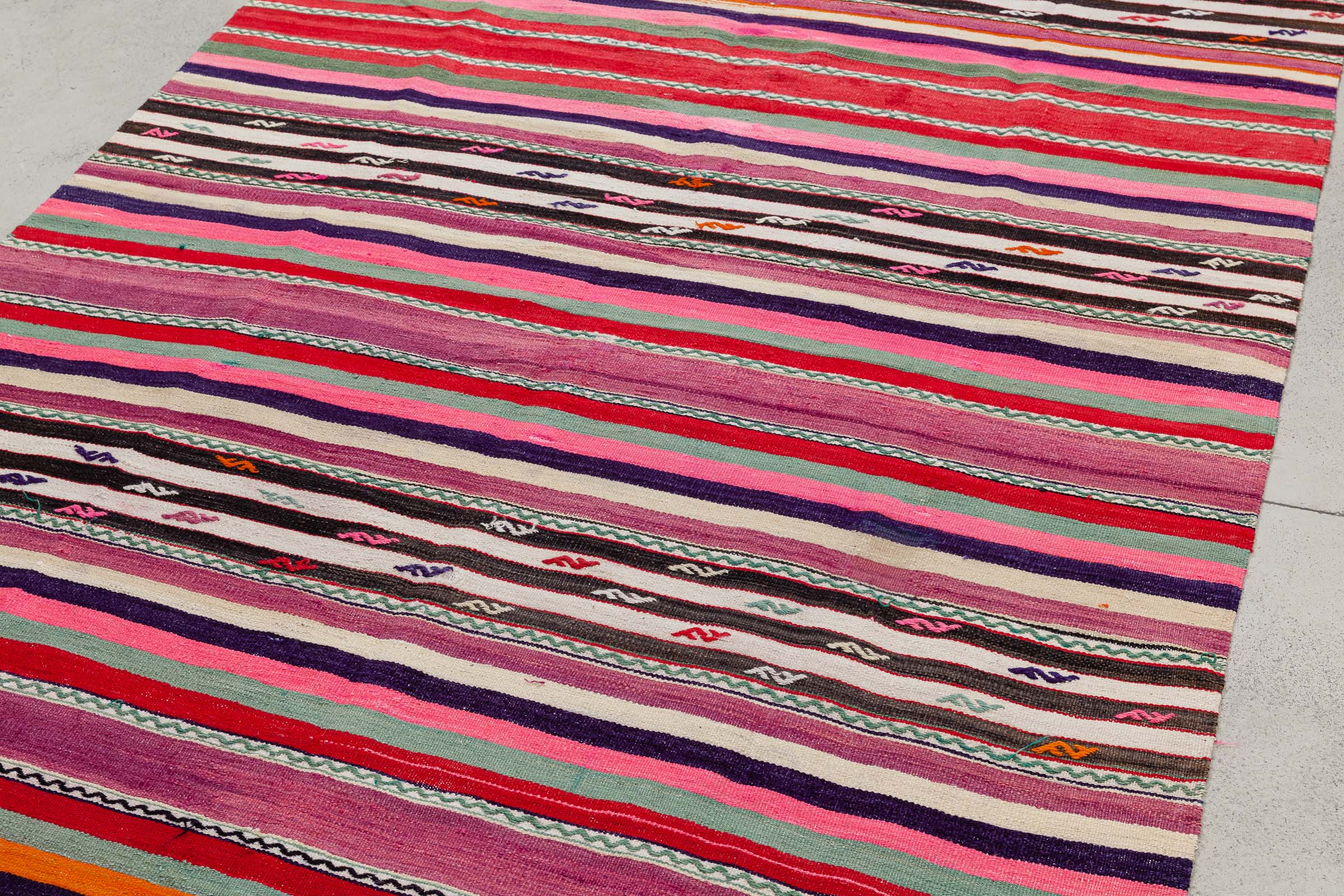 Vintage Kilim Denizli 287x173cm - Wild Heart Free Soul