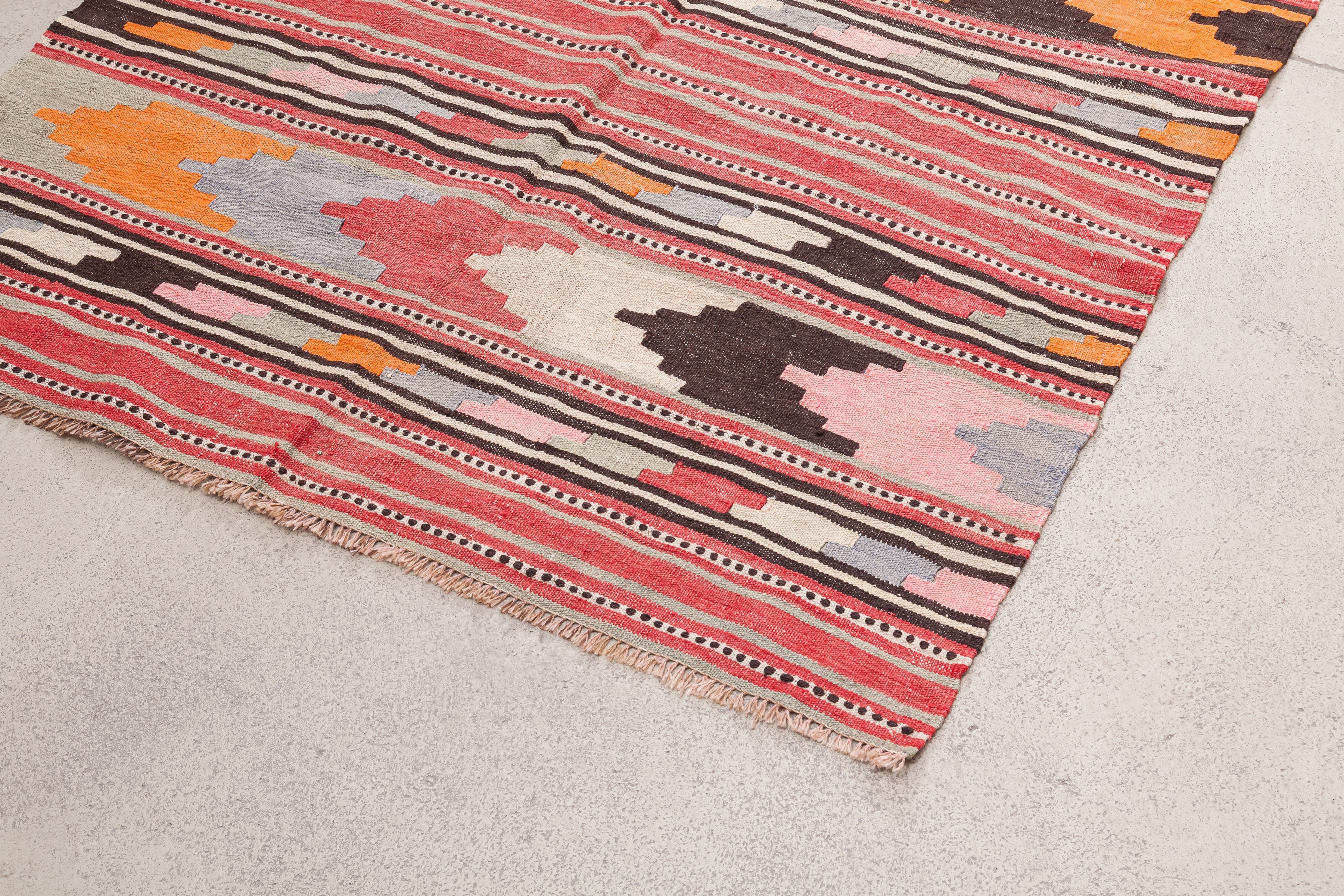 Vintage Kilim Eskisehir 192 x 124 cm - Wild Heart Free Soul