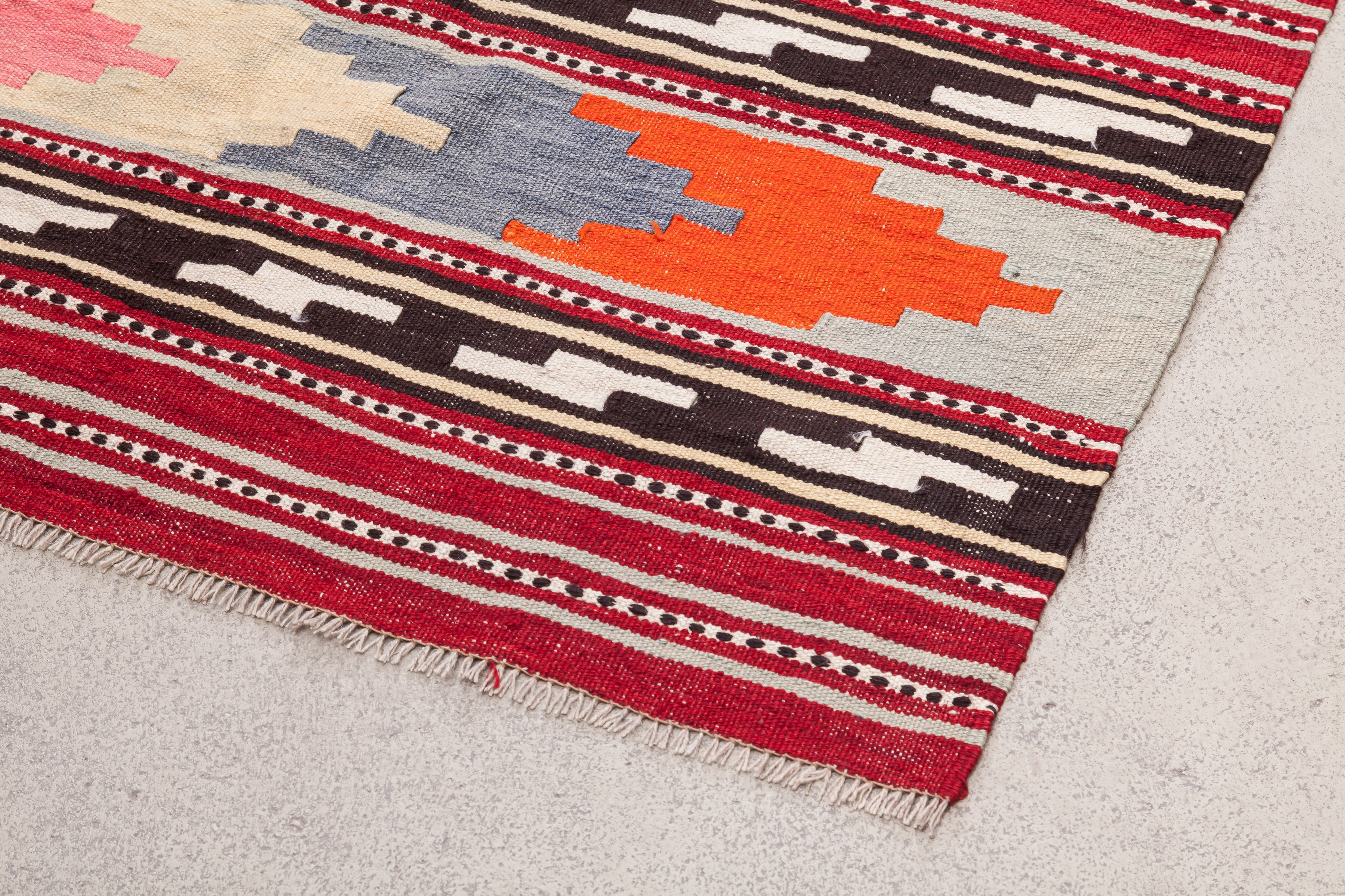 Vintage Kilim Eskisehir 208 x 127 cm - Wild Heart Free Soul