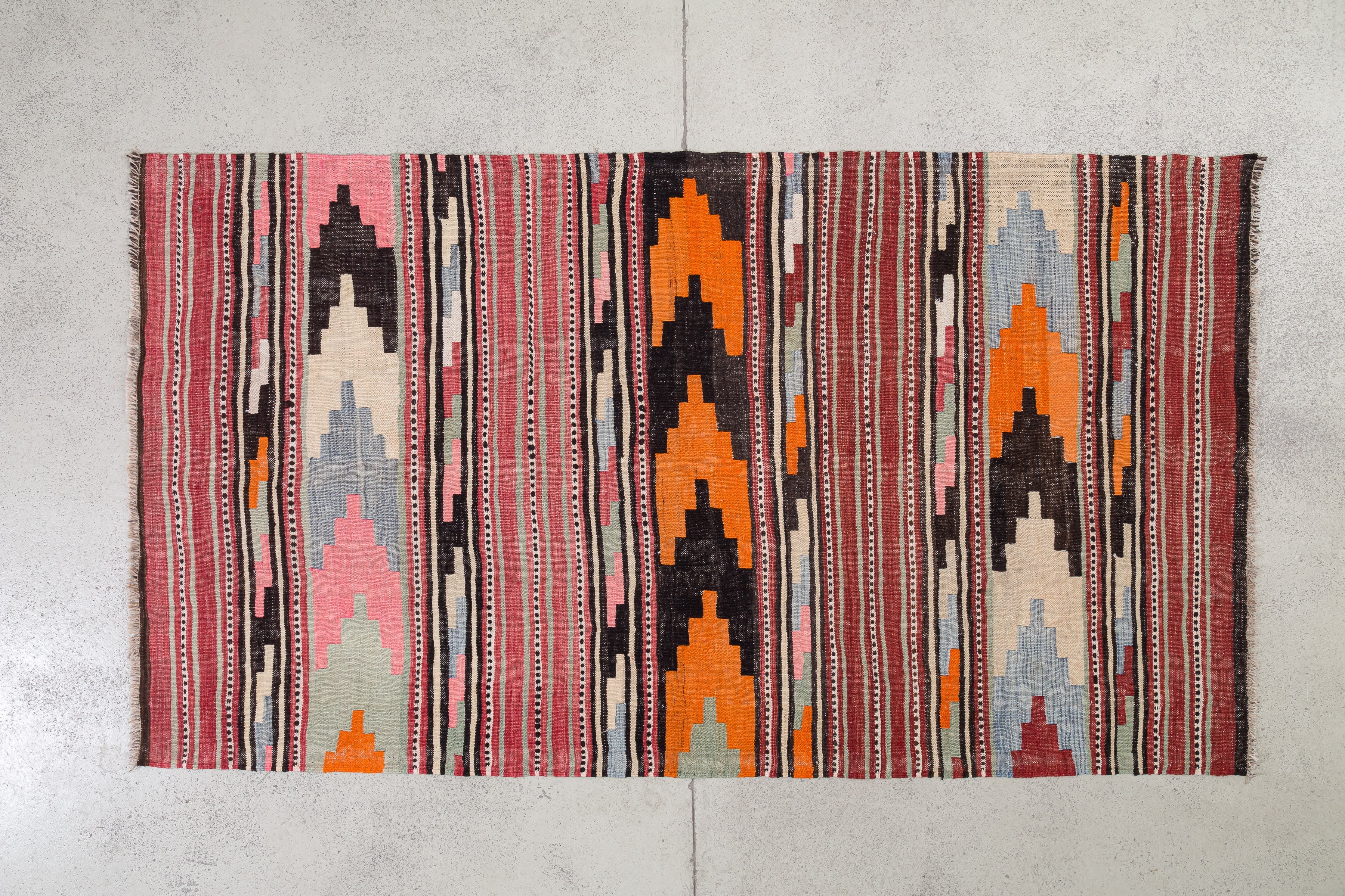 Vintage Kilim Eskisehir 220x123cm - Wild Heart Free Soul