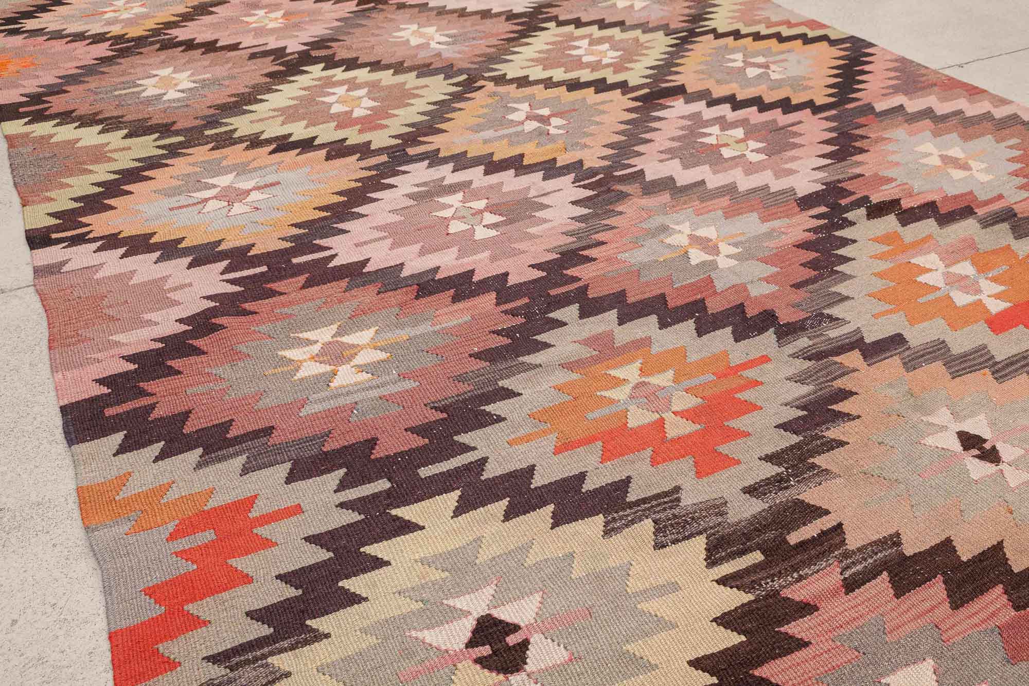 Vintage Kilim Eskisehir 299x179 cm - Wild Heart Free Soul