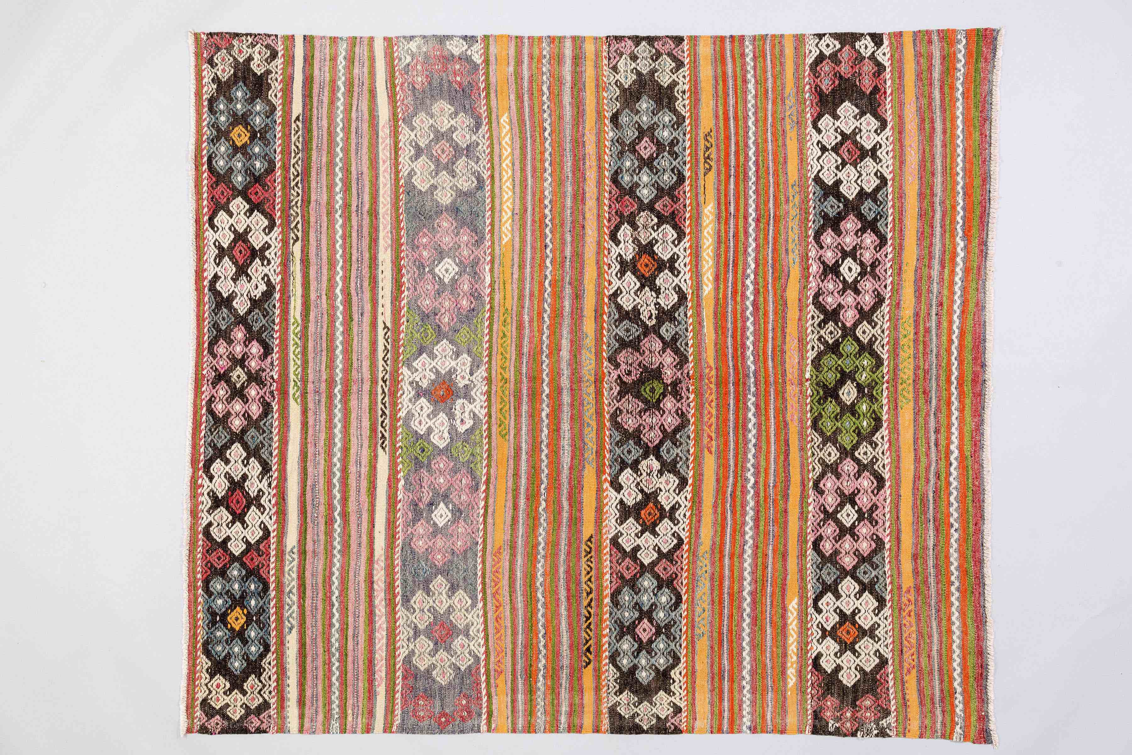 Vintage Kilim Fethiye 210x184cm - Wild Heart Free Soul