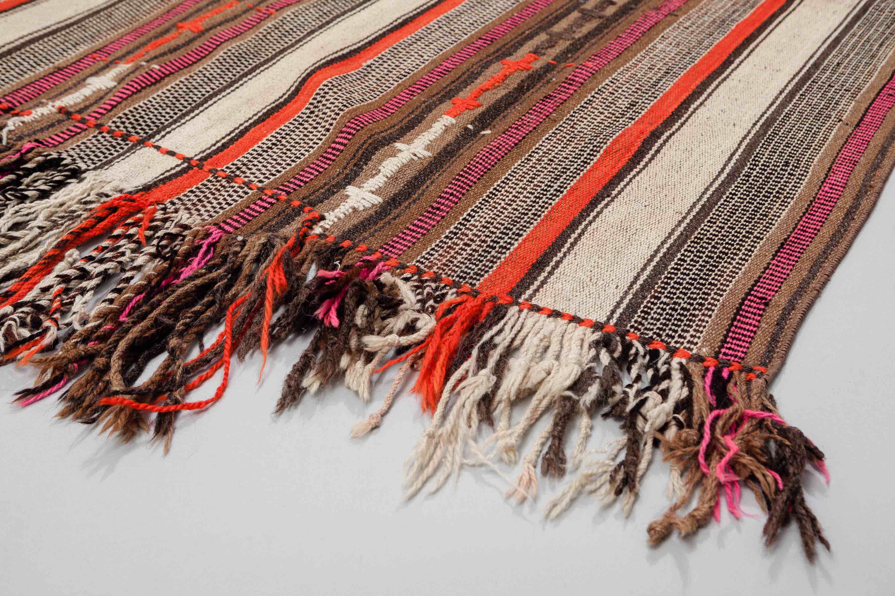 Vintage Kilim Hakkari 163x125cm - Wild Heart Free Soul