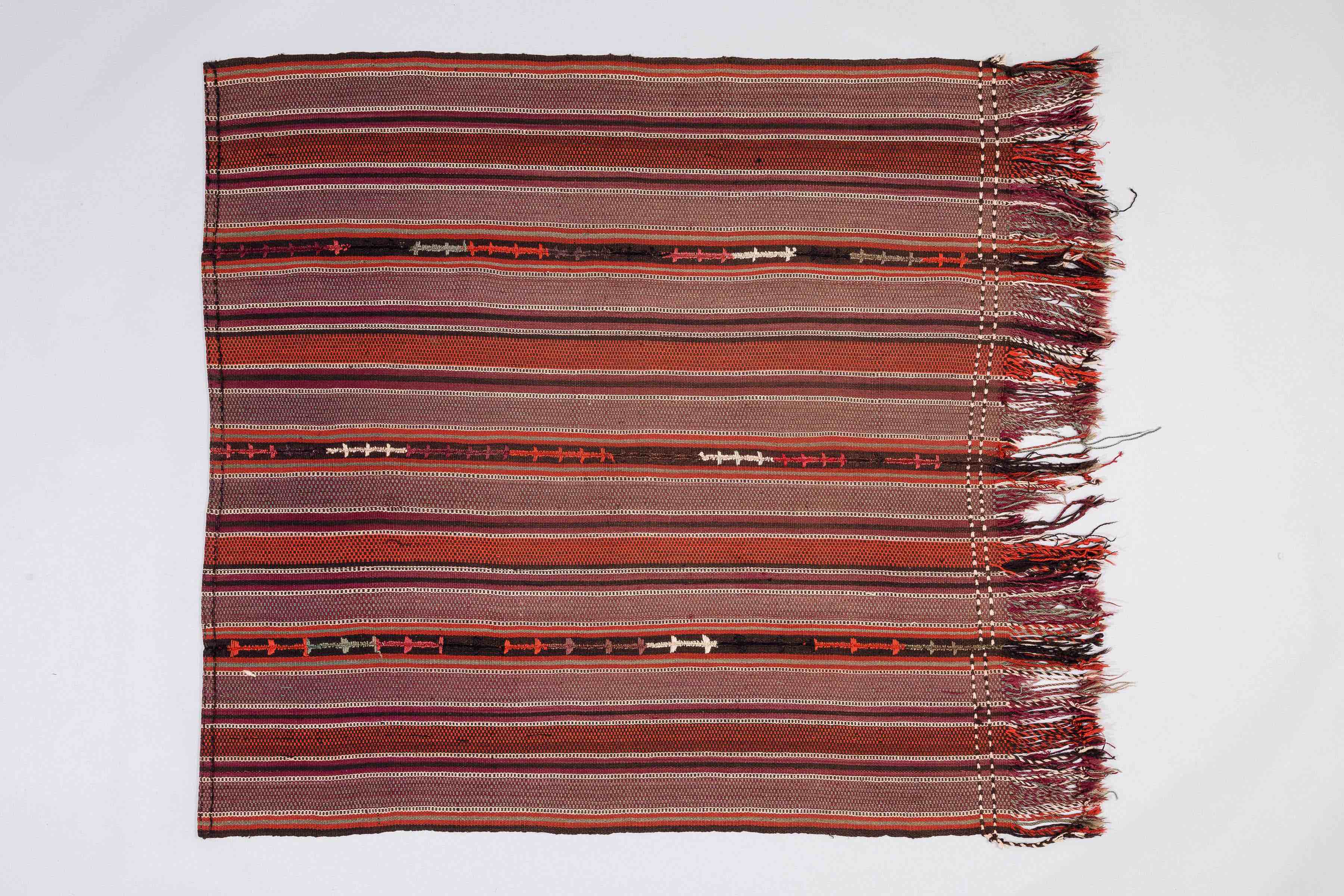 Vintage Kilim Hakkari 165x162cm - Wild Heart Free Soul