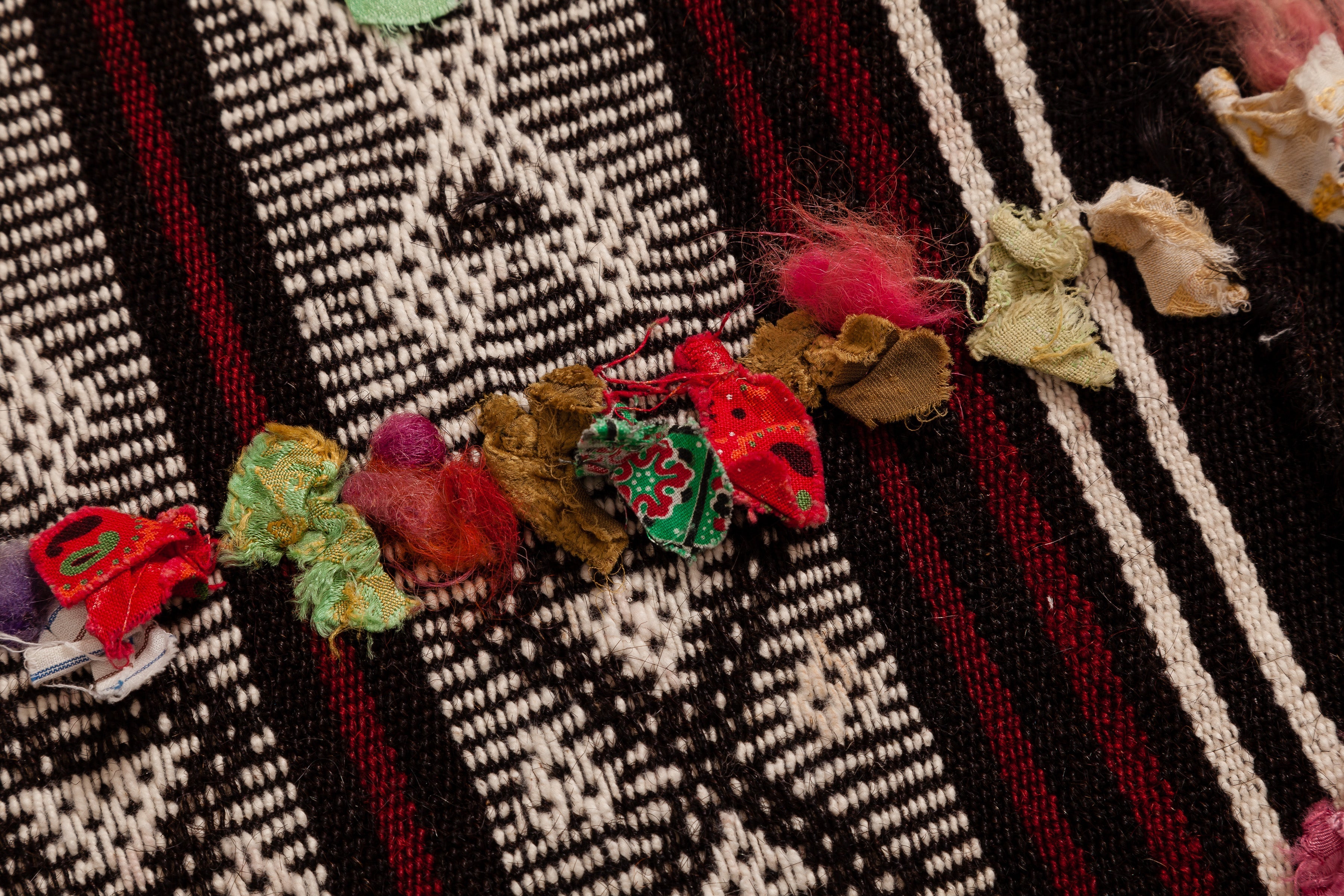 Vintage Kilim Hakkari 237x182cm - Wild Heart Free Soul