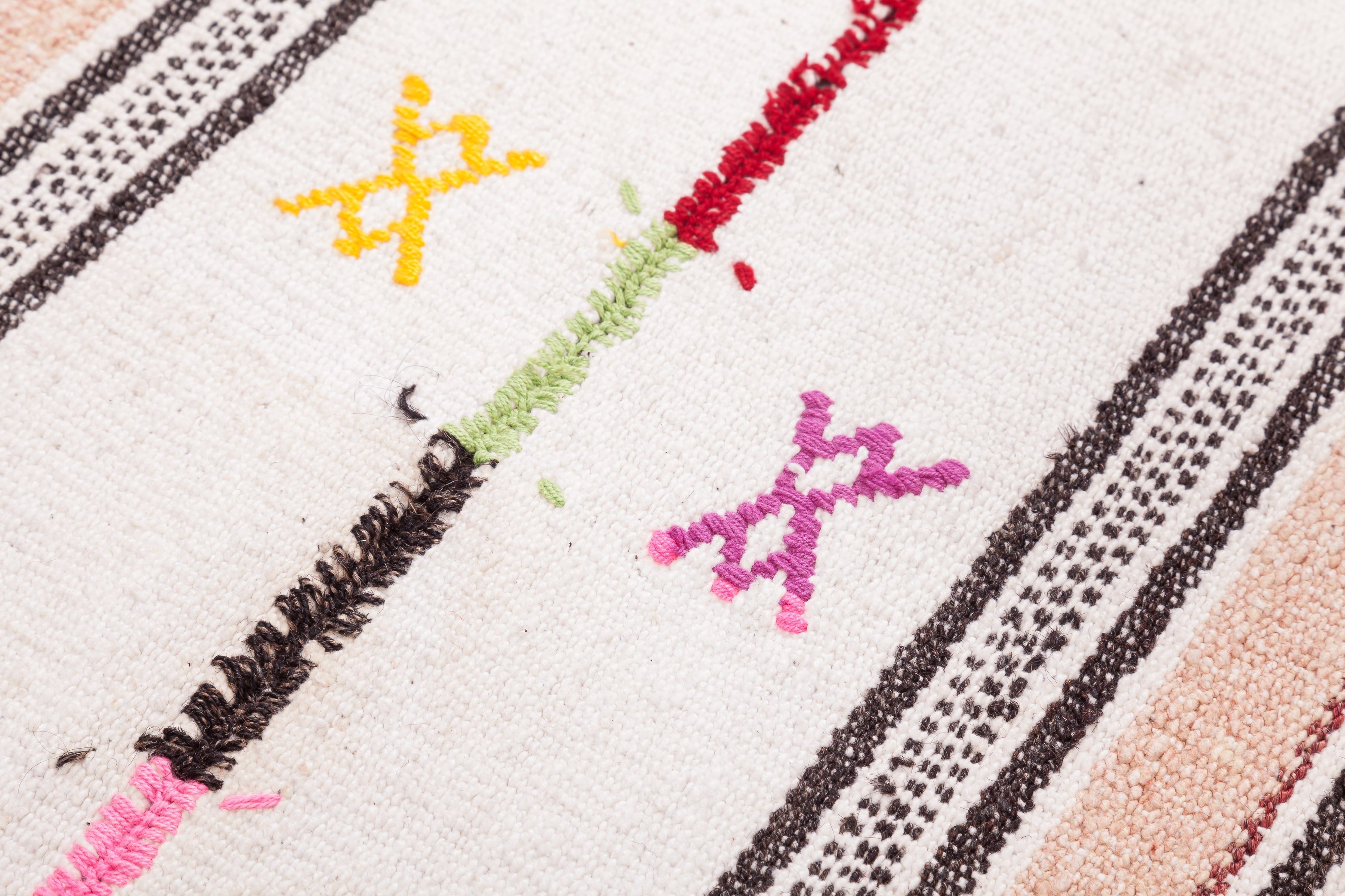 Vintage Kilim Hakkari 247x152cm - Wild Heart Free Soul