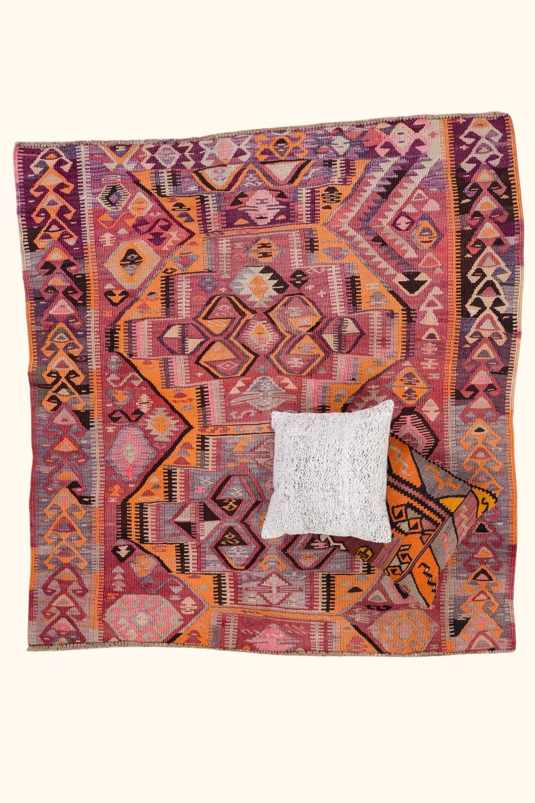 Vintage Kilim Kars 155x144cm - Wild Heart Free Soul