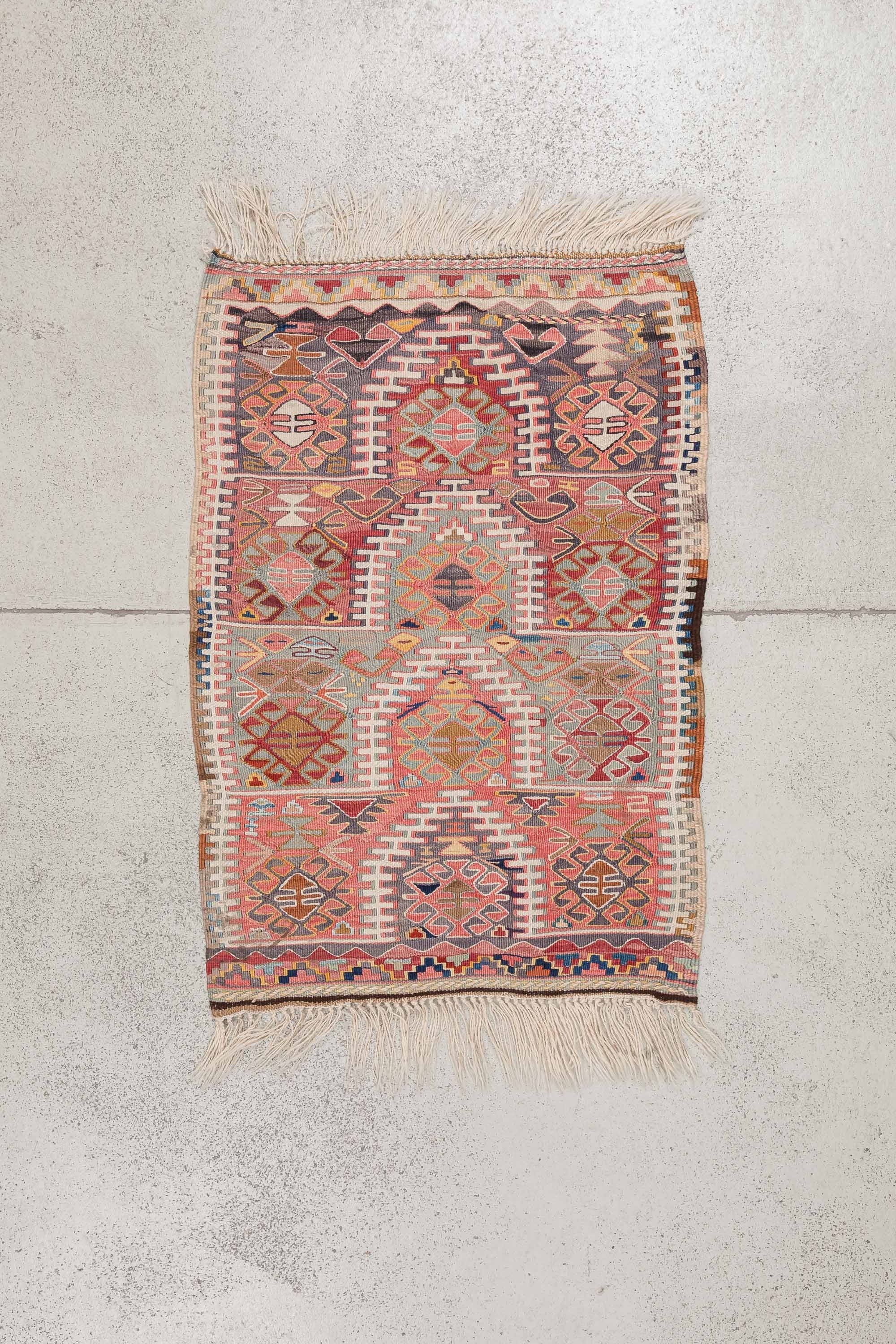 Vintage Kilim, Konya 101x67cm - Wild Heart Free Soul