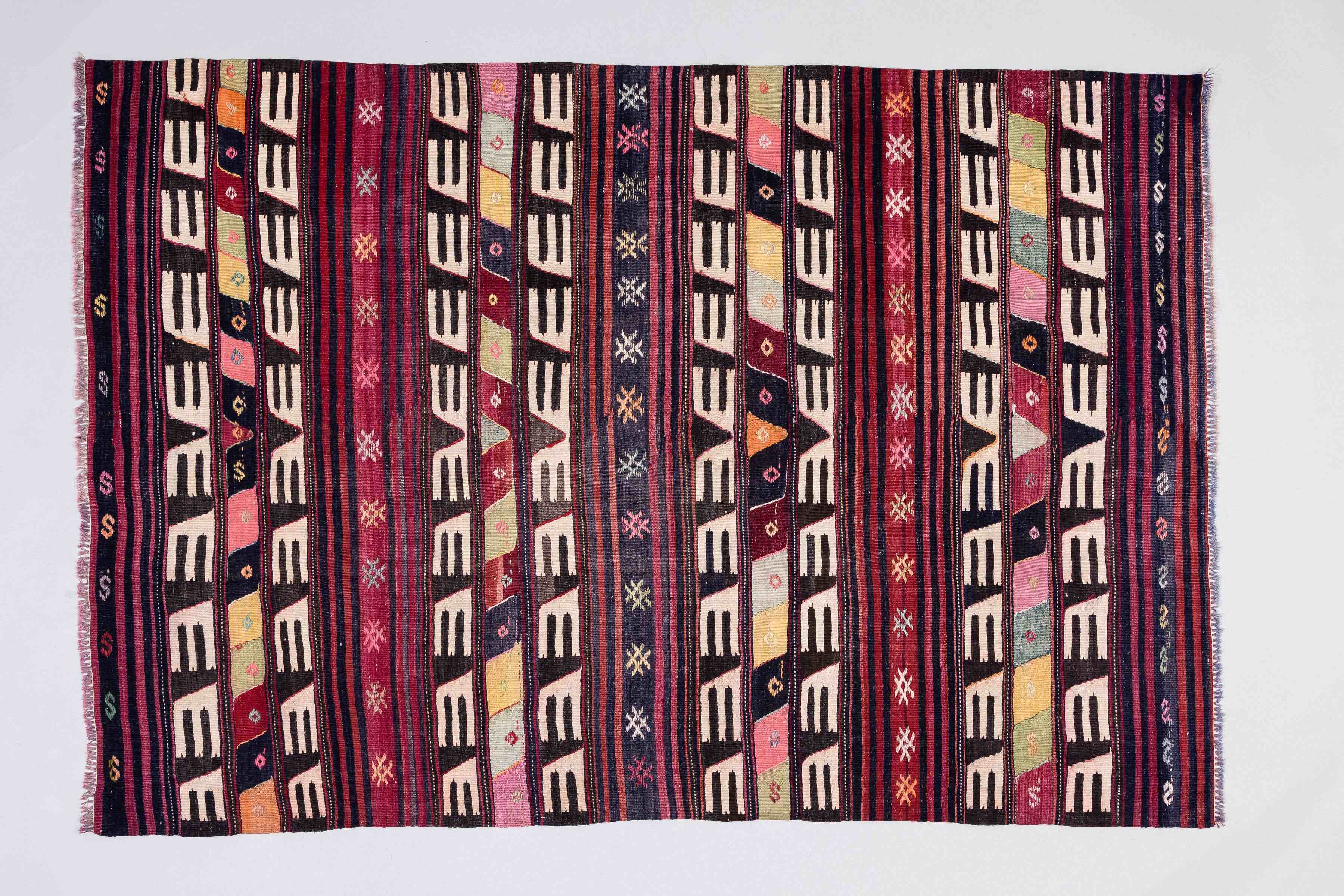 Vintage Kilim Kütahya 230x156cm - Wild Heart Free Soul