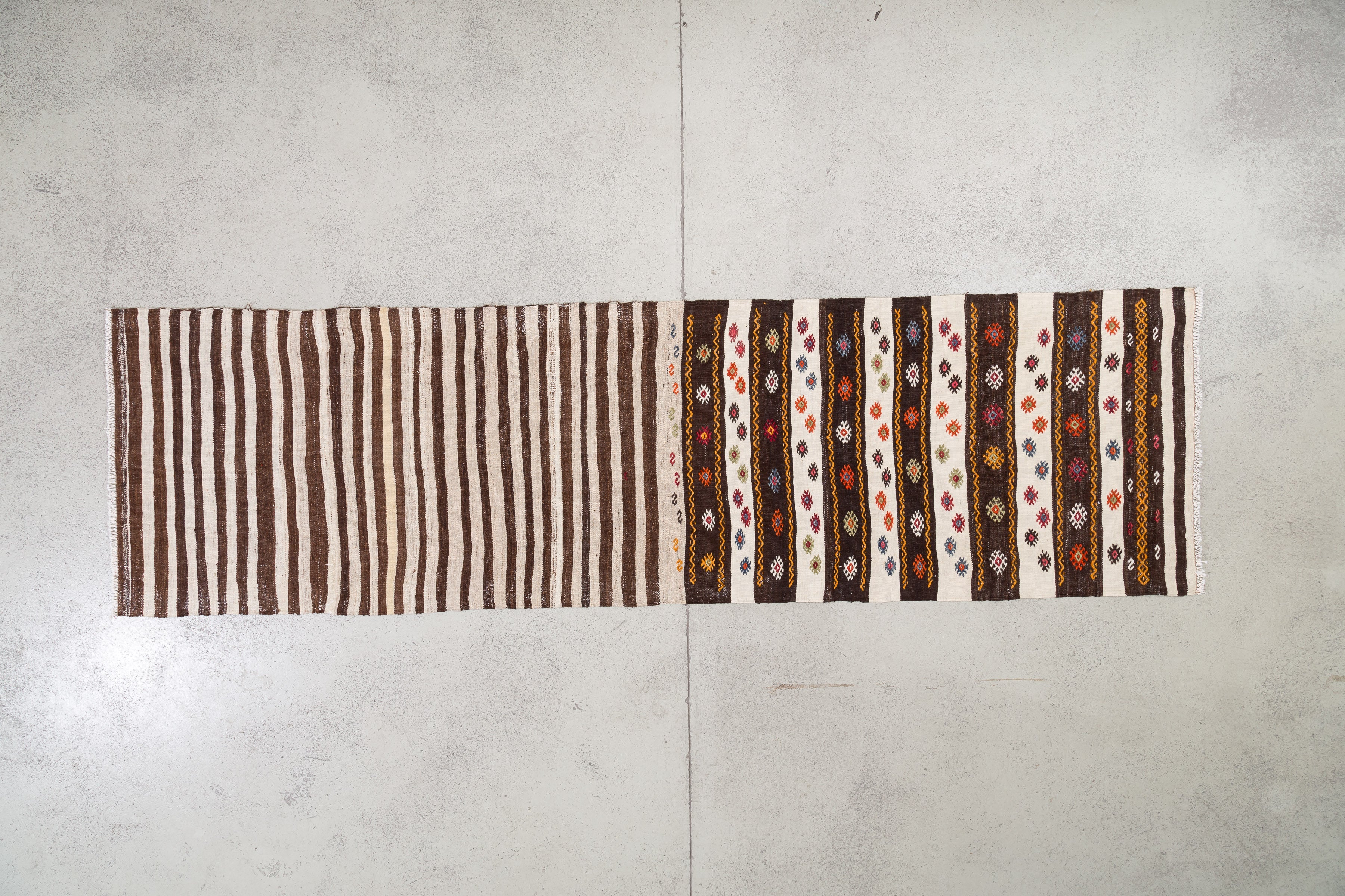 Vintage Kilim Maras 284x80cm - Wild Heart Free Soul