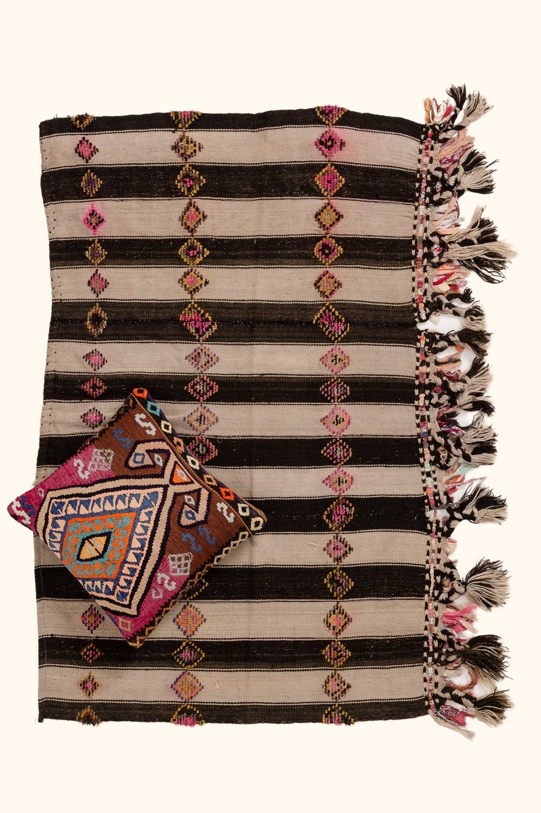 Vintage Kilim Pomak 132x87cm - Wild Heart Free Soul