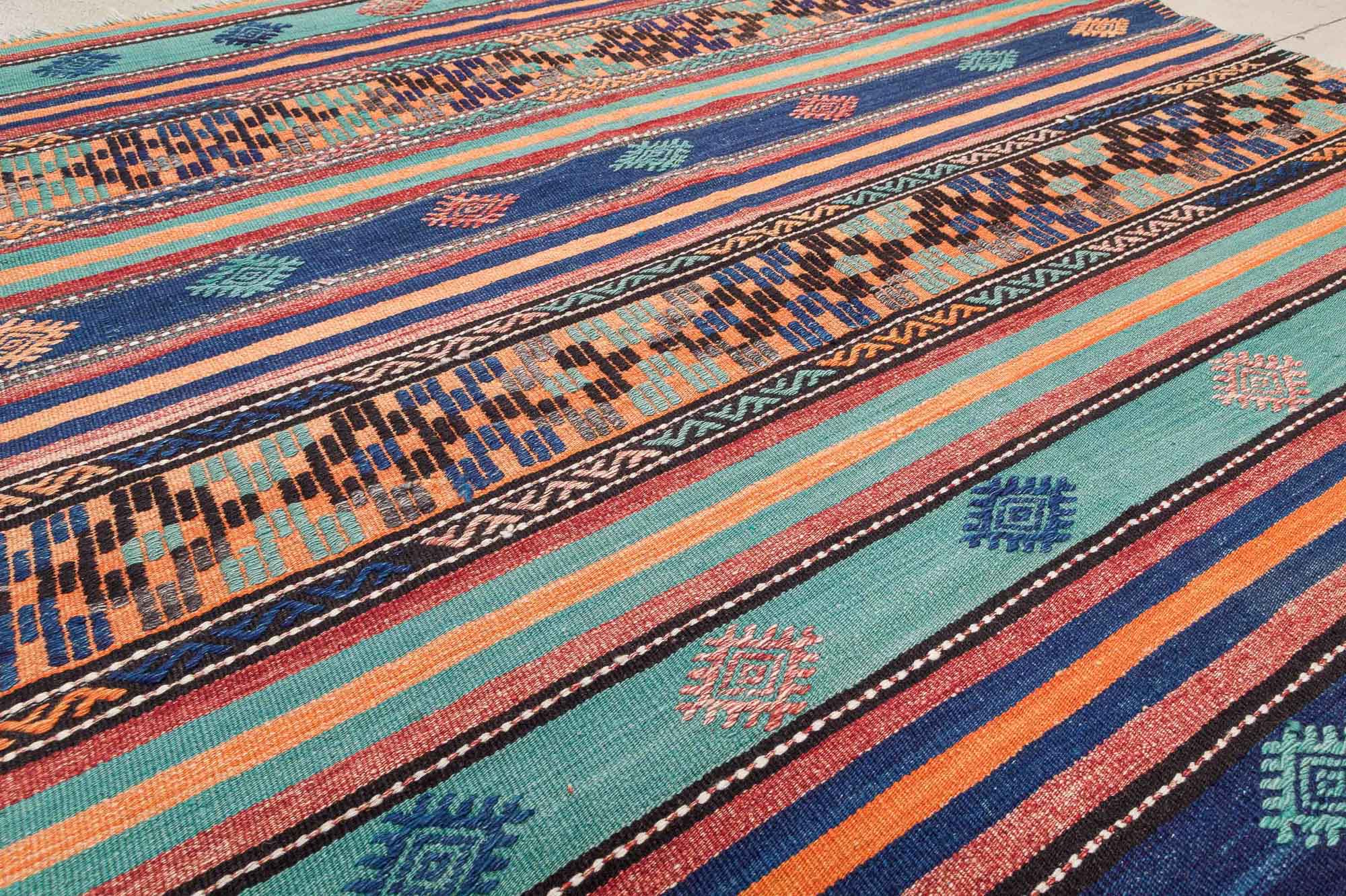 Vintage Kilim Selendi 170 x 177cm - Wild Heart Free Soul