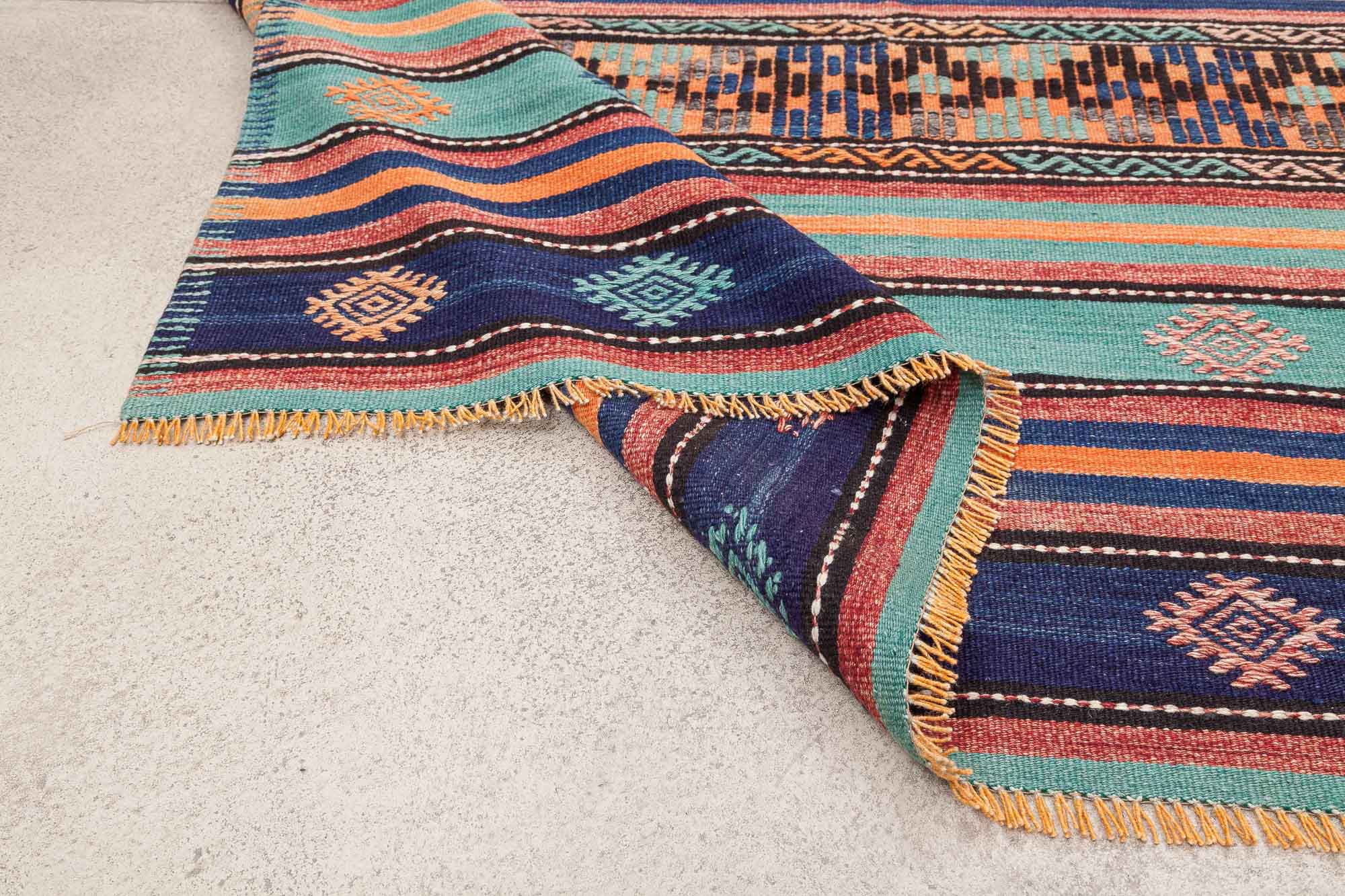 Vintage Kilim Selendi 170 x 177cm - Wild Heart Free Soul