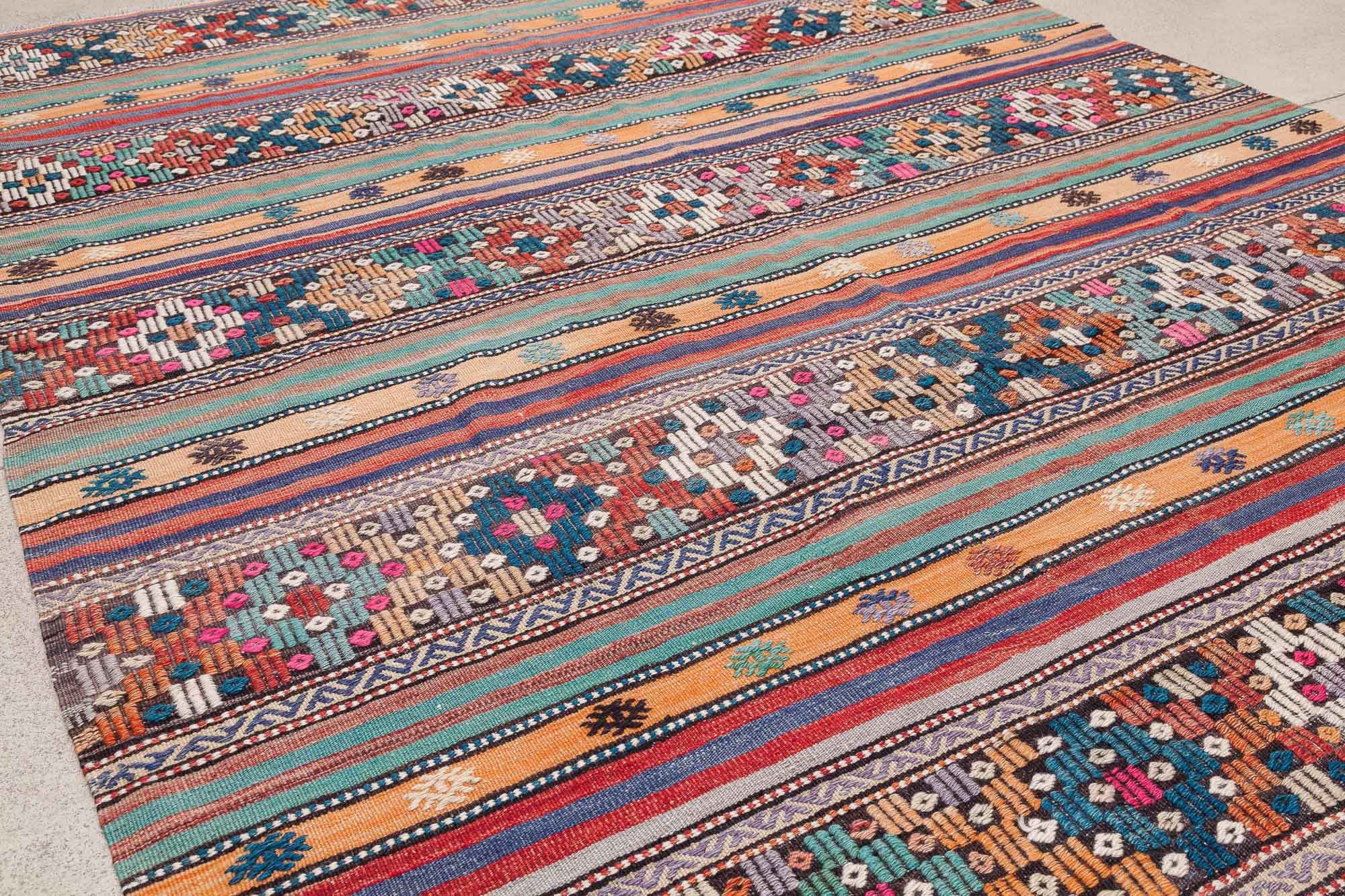 Vintage Kilim Selendi 235 x 175cm - Wild Heart Free Soul