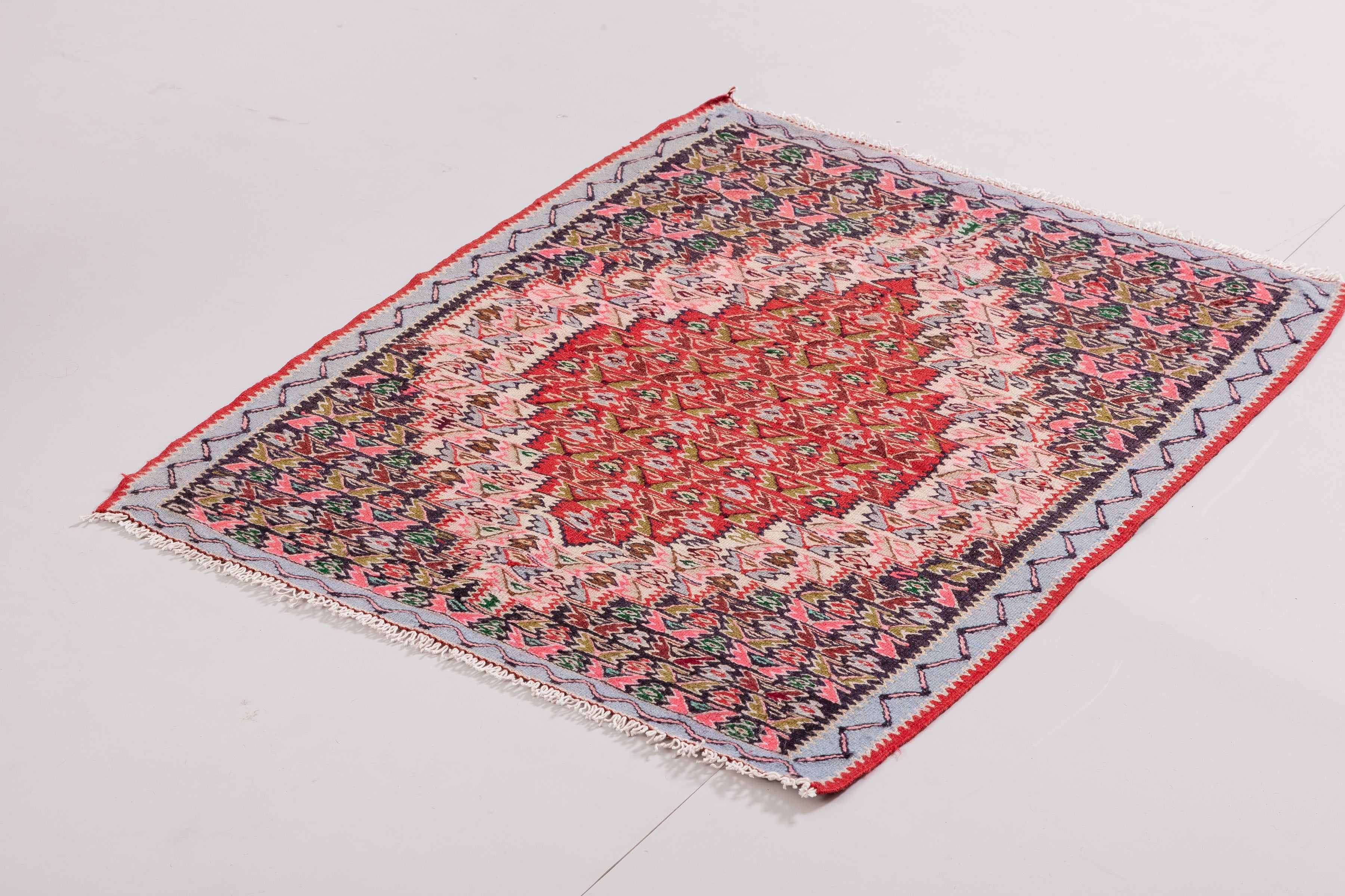 Vintage Kilim Sine/Iran 92x74cm - Wild Heart Free Soul