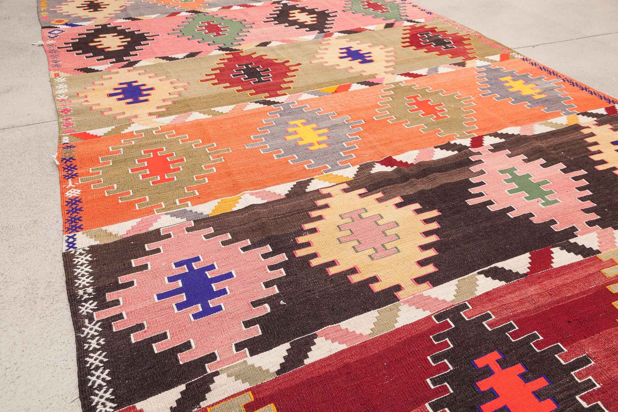 Vintage Kilim Sivas 320 x 173cm - Wild Heart Free Soul