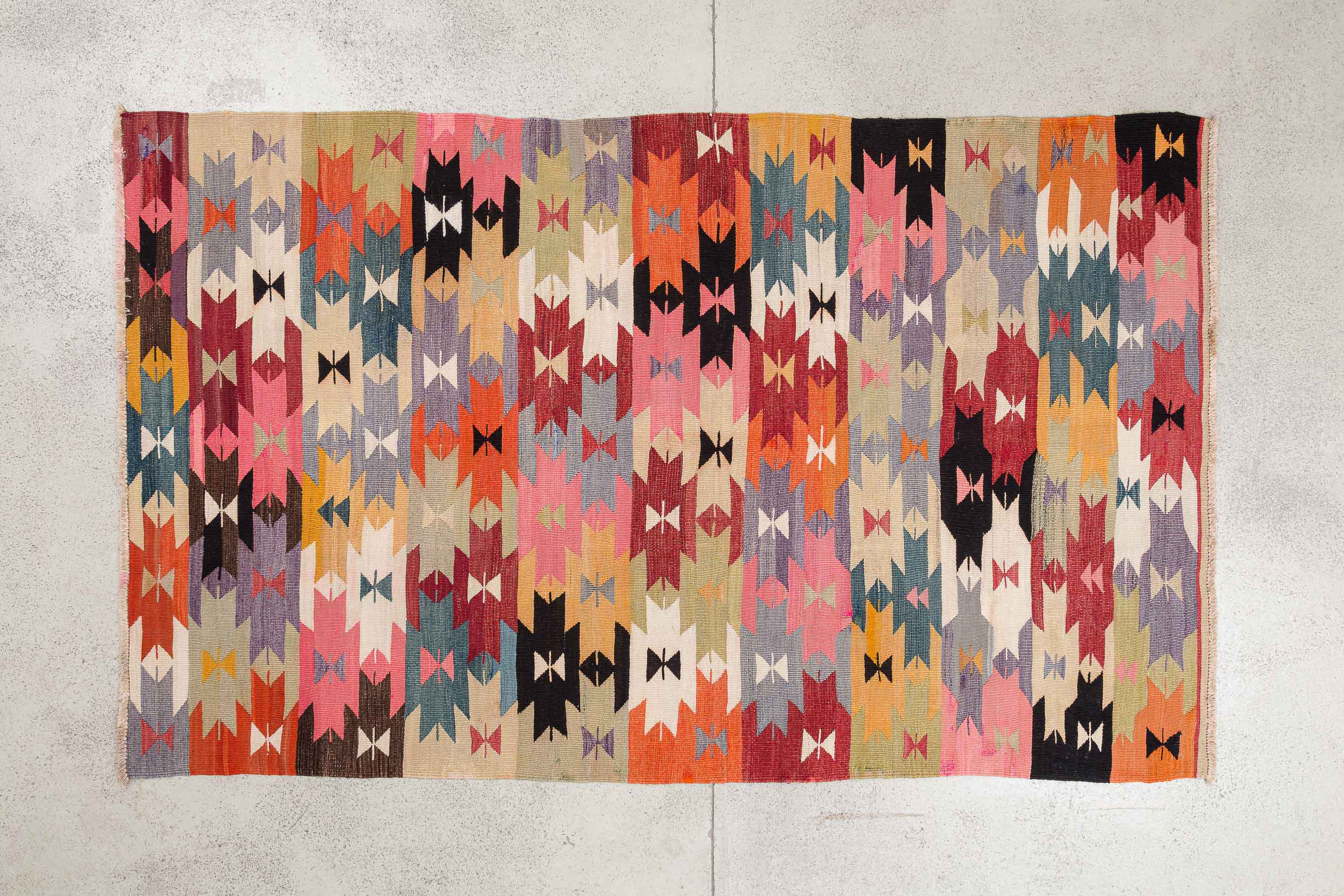 Vintage Kilim Tavas 225 x 138cm - Wild Heart Free Soul