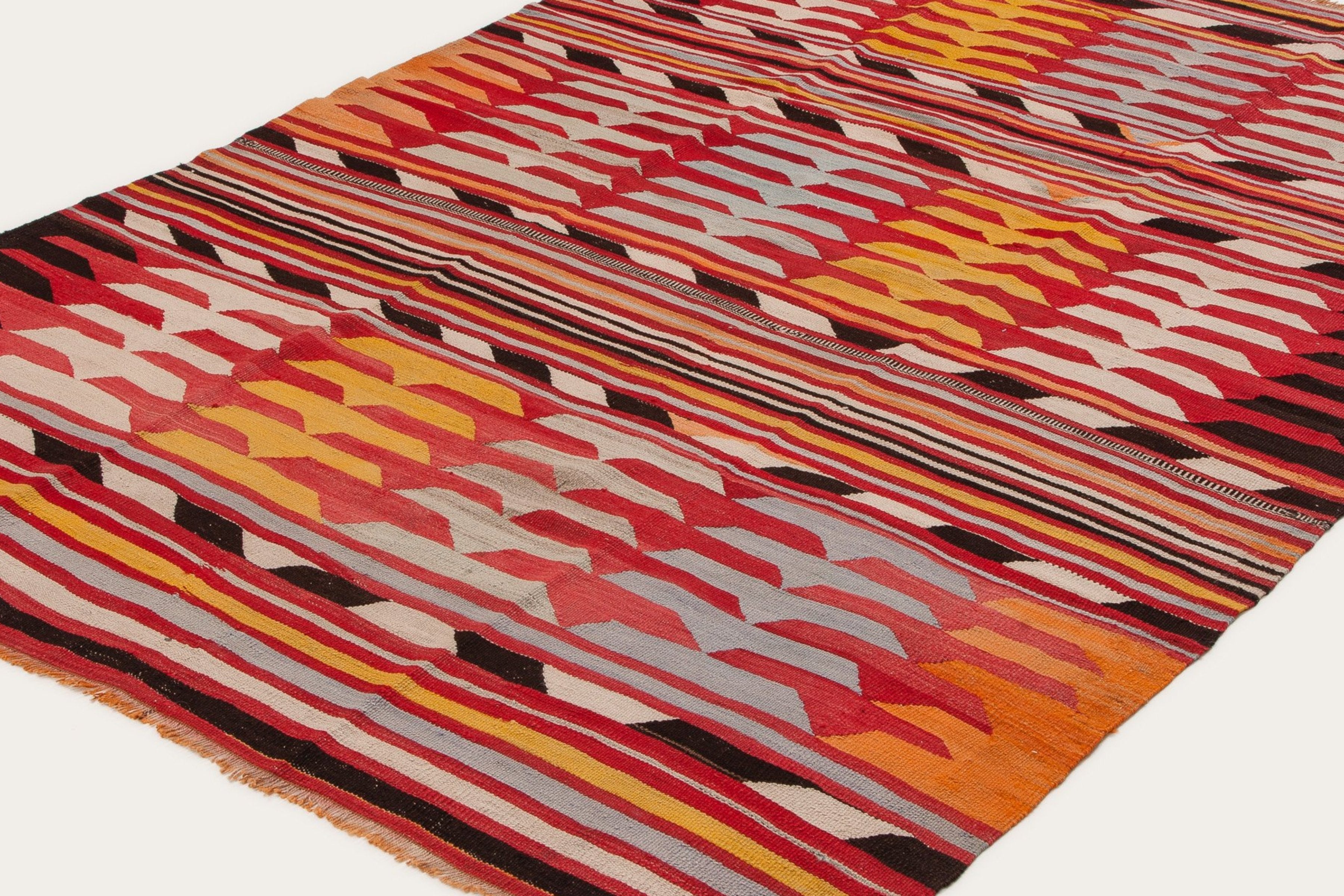 Vintage Kilim Tavas 244x177cm - Wild Heart Free Soul