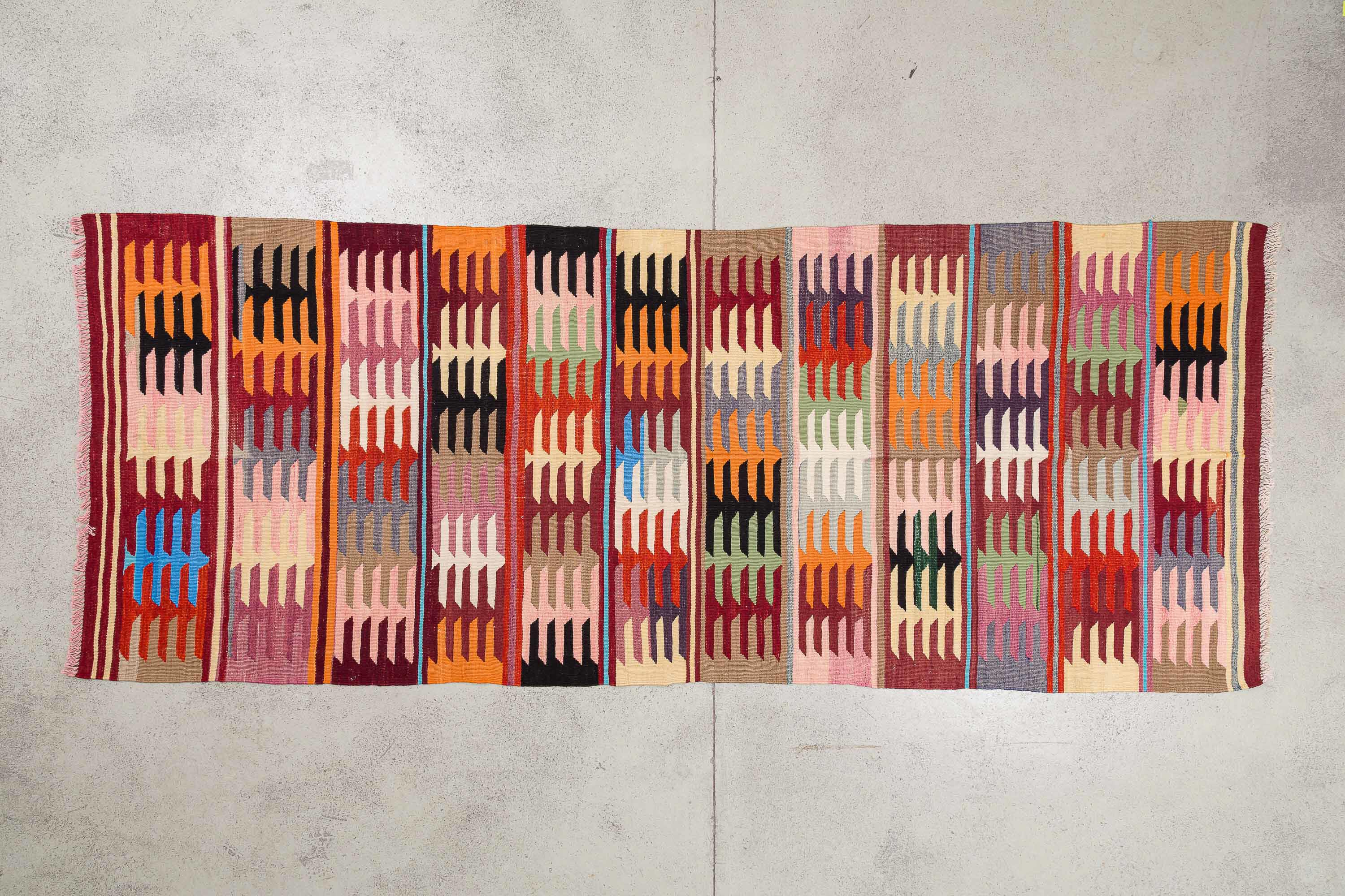 Vintage Kilim Tavas 300 x 122cm - Wild Heart Free Soul