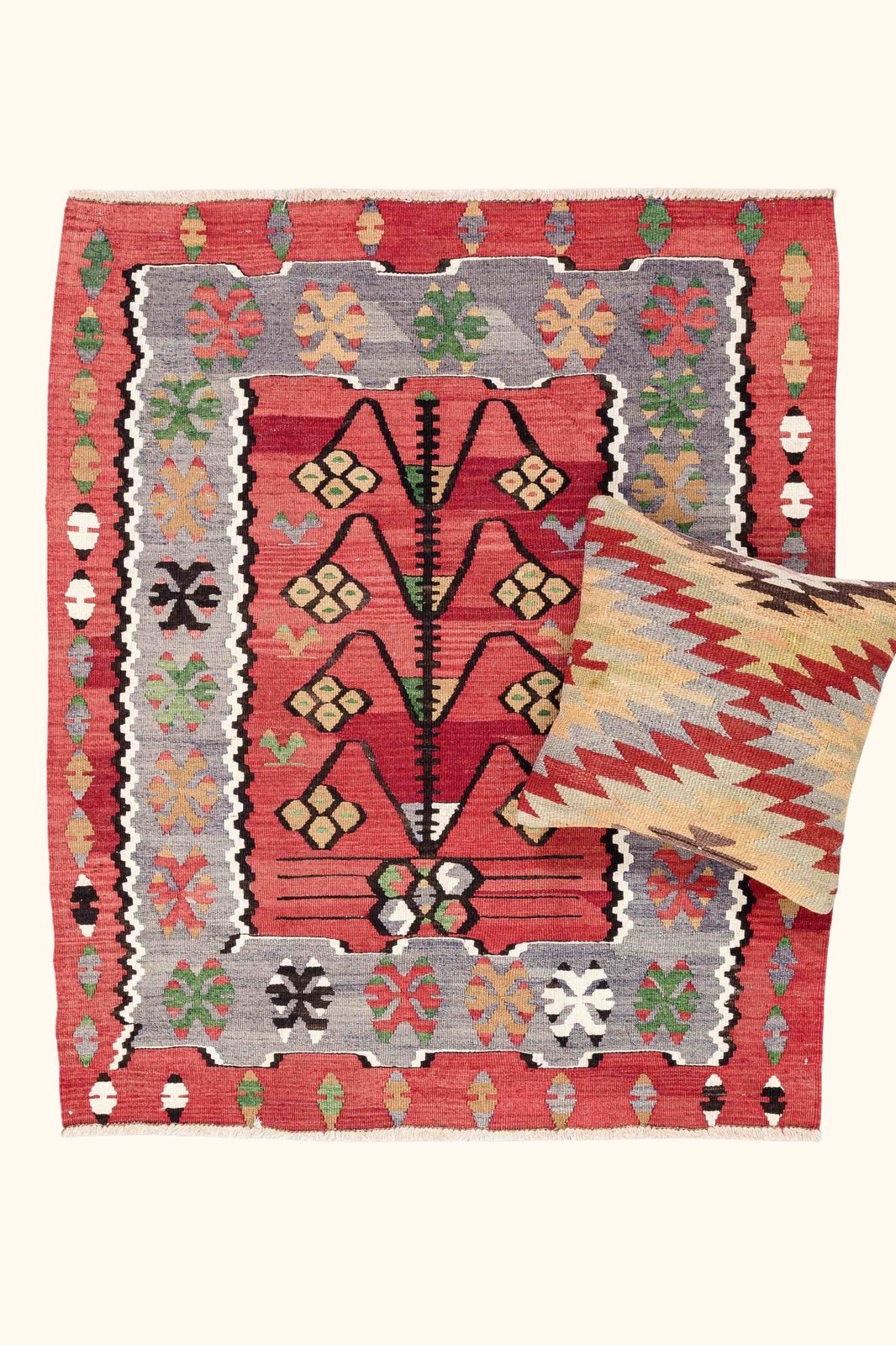 Vintage Kilim Usak 110x90cm - Wild Heart Free Soul