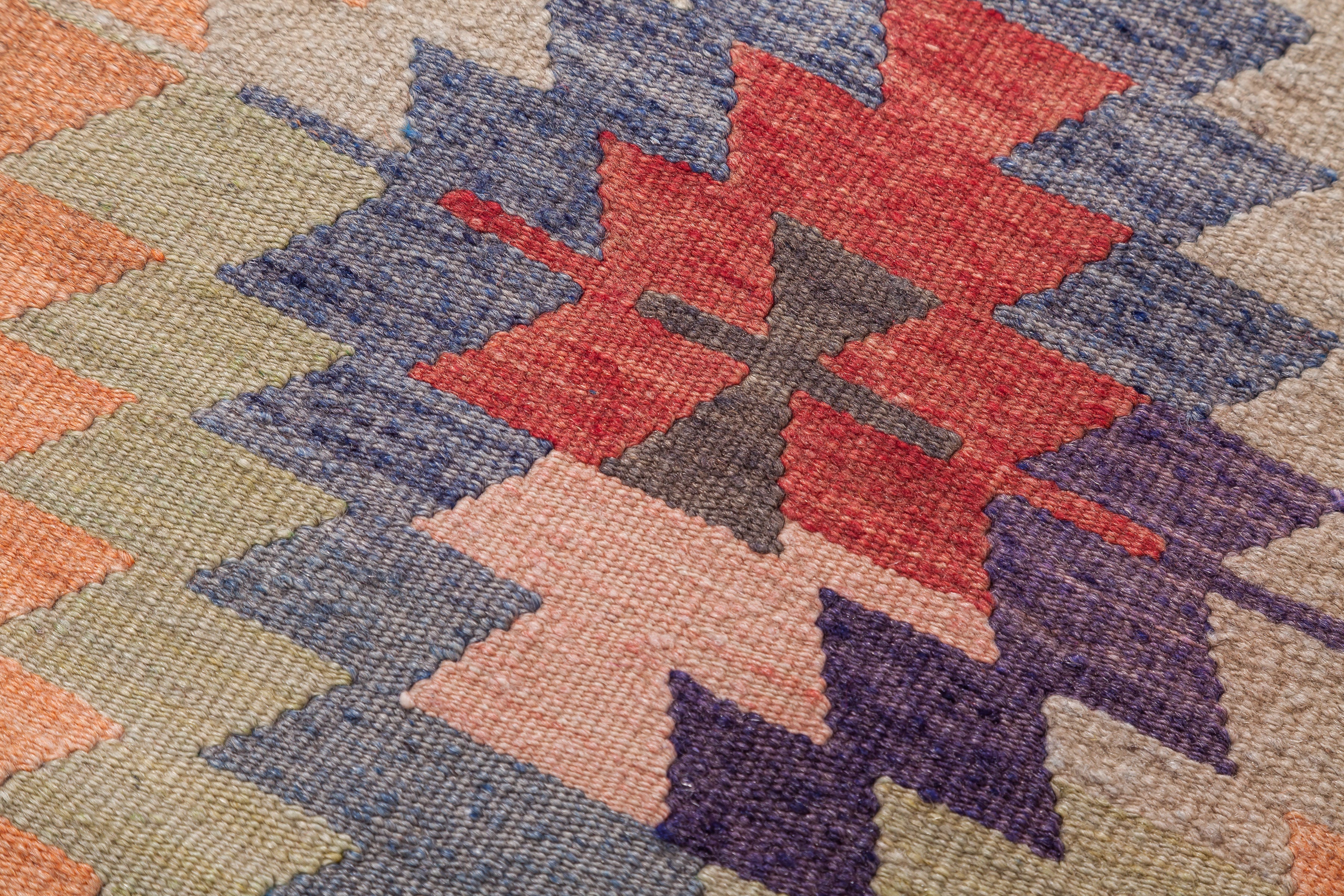 Vintage Kilim Usak 115x89cm - Wild Heart Free Soul