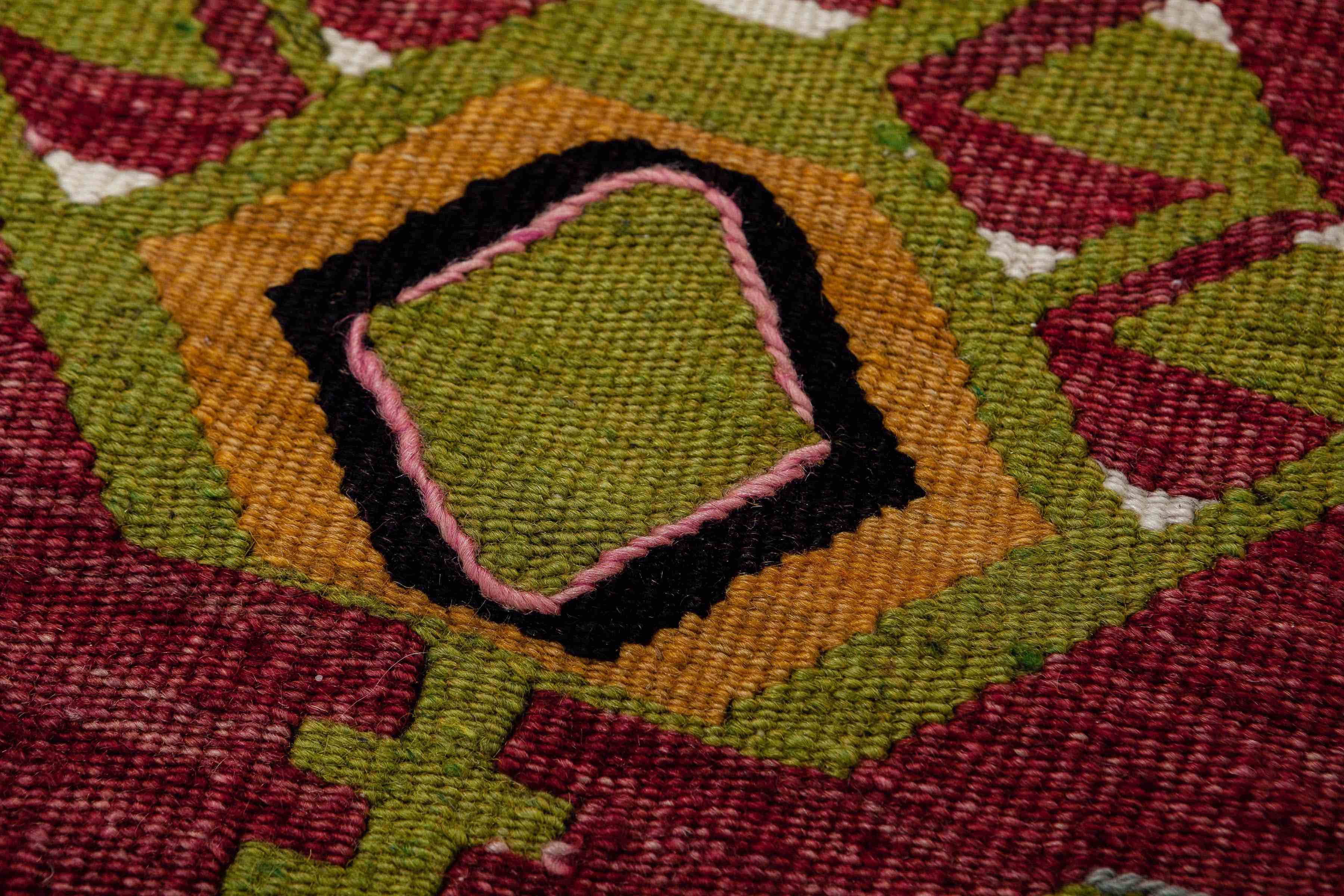 Vintage Kilim Usak 116x78cm - Wild Heart Free Soul