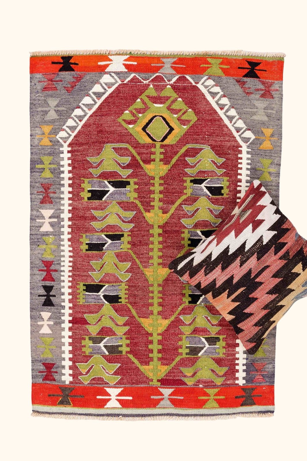Vintage Kilim Usak 116x78cm - Wild Heart Free Soul