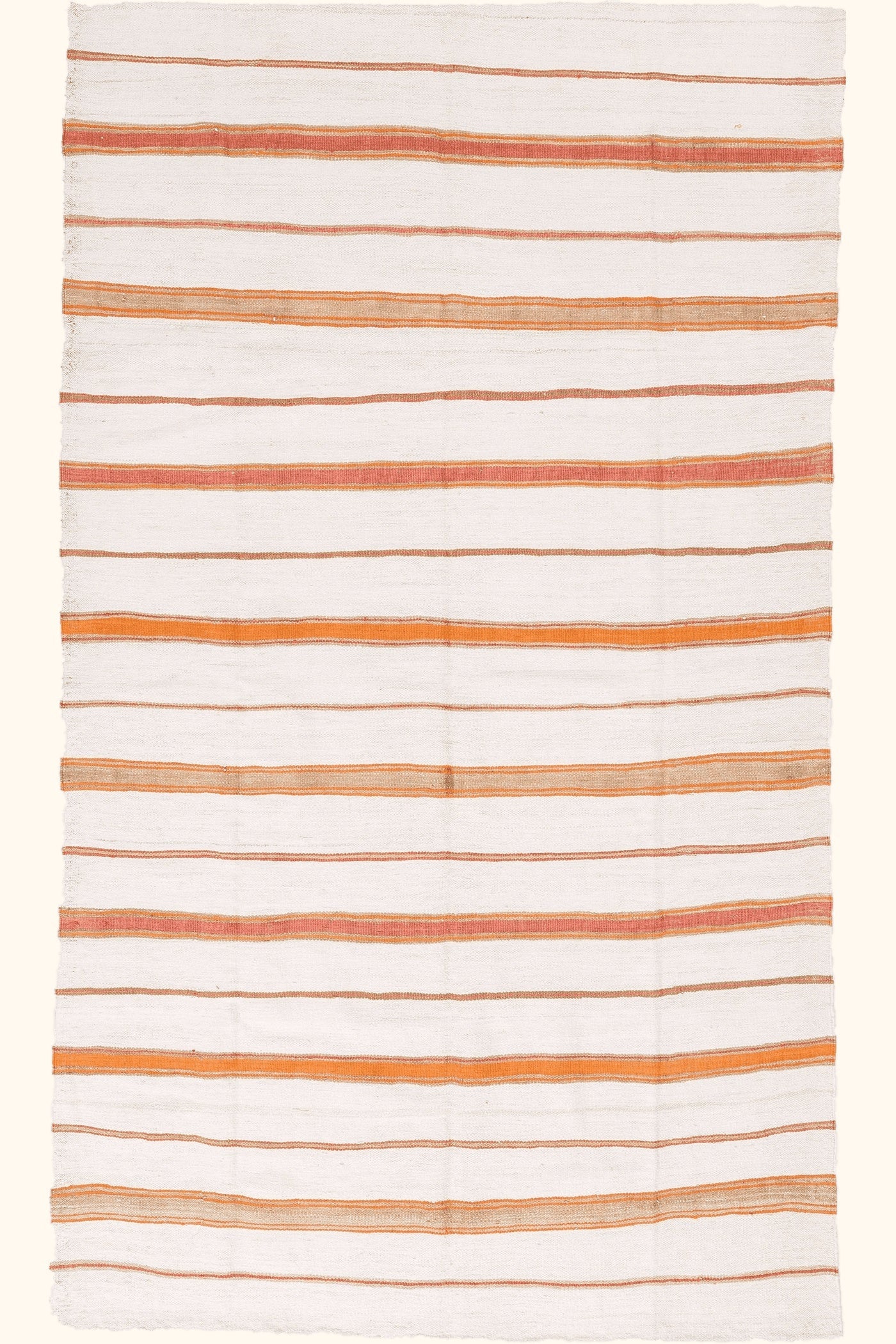 Vintage Kilim Usak 243 x 143 cm - Wild Heart Free Soul